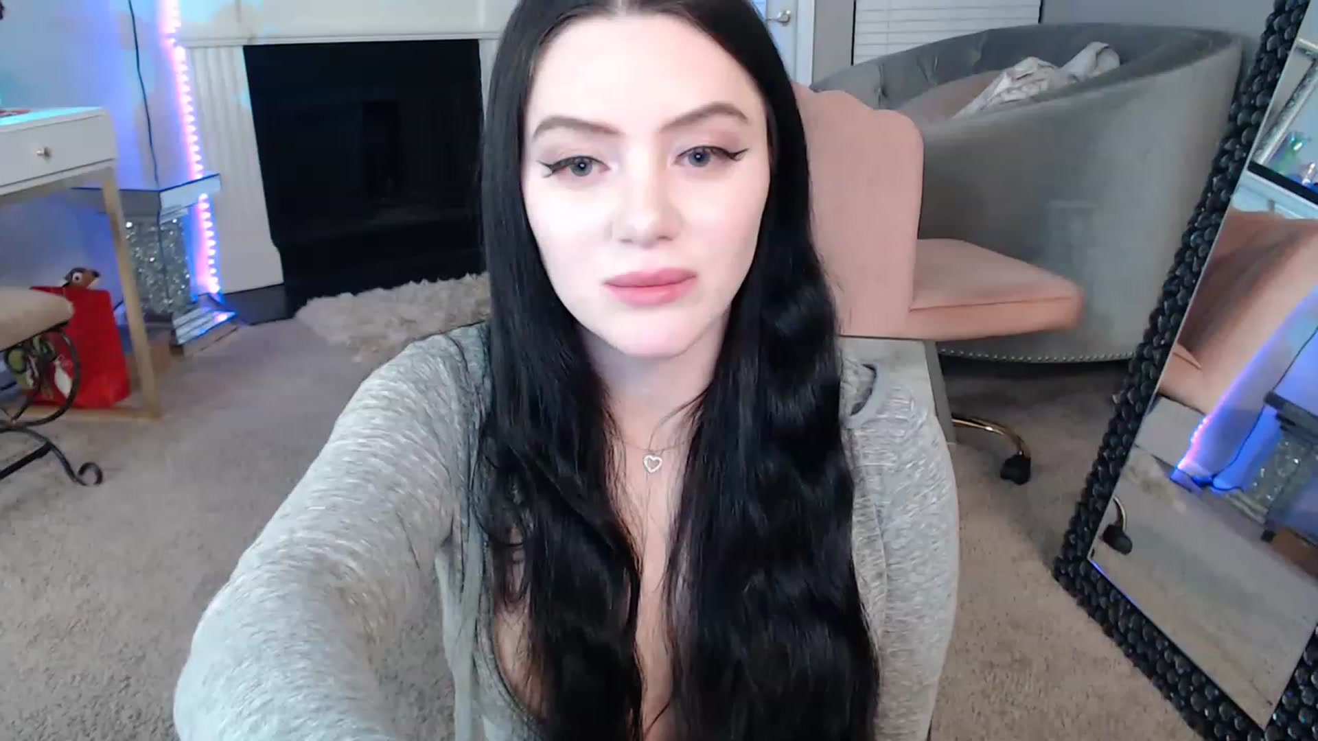 Gallery image thumbnail from Pink_Fawnnie_'s myfreecams stream on, 03/03/2023, 11:57 image 9 of 20