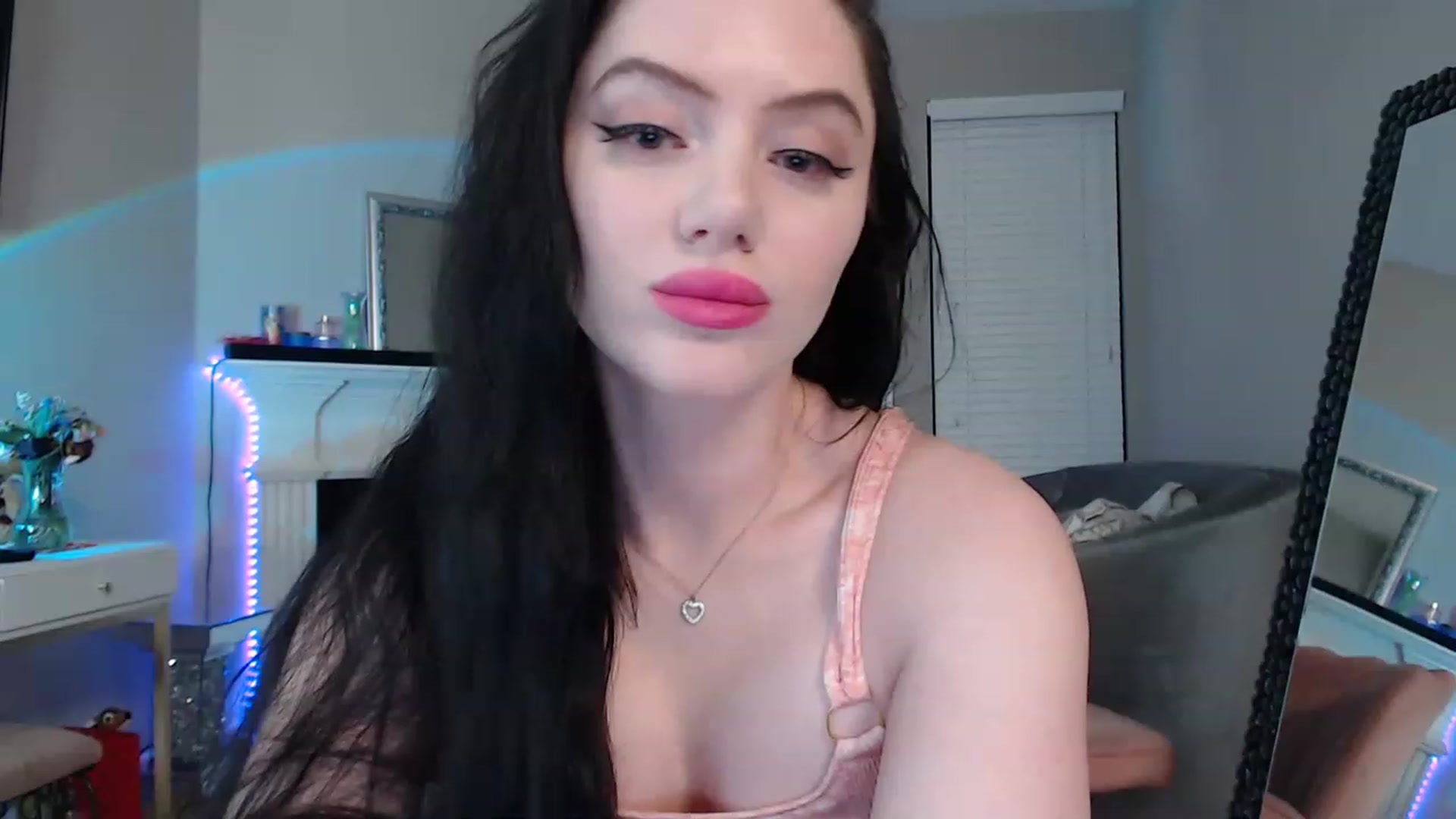 Gallery image thumbnail from Pink_Fawnnie_'s myfreecams stream on, 03/03/2023, 11:57 image 20 of 20