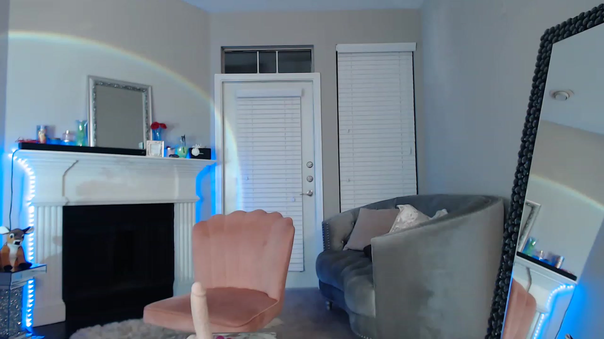 Gallery image thumbnail from Pink_Fawnnie_'s myfreecams stream on, 03/04/2023, 10:36 image 16 of 20