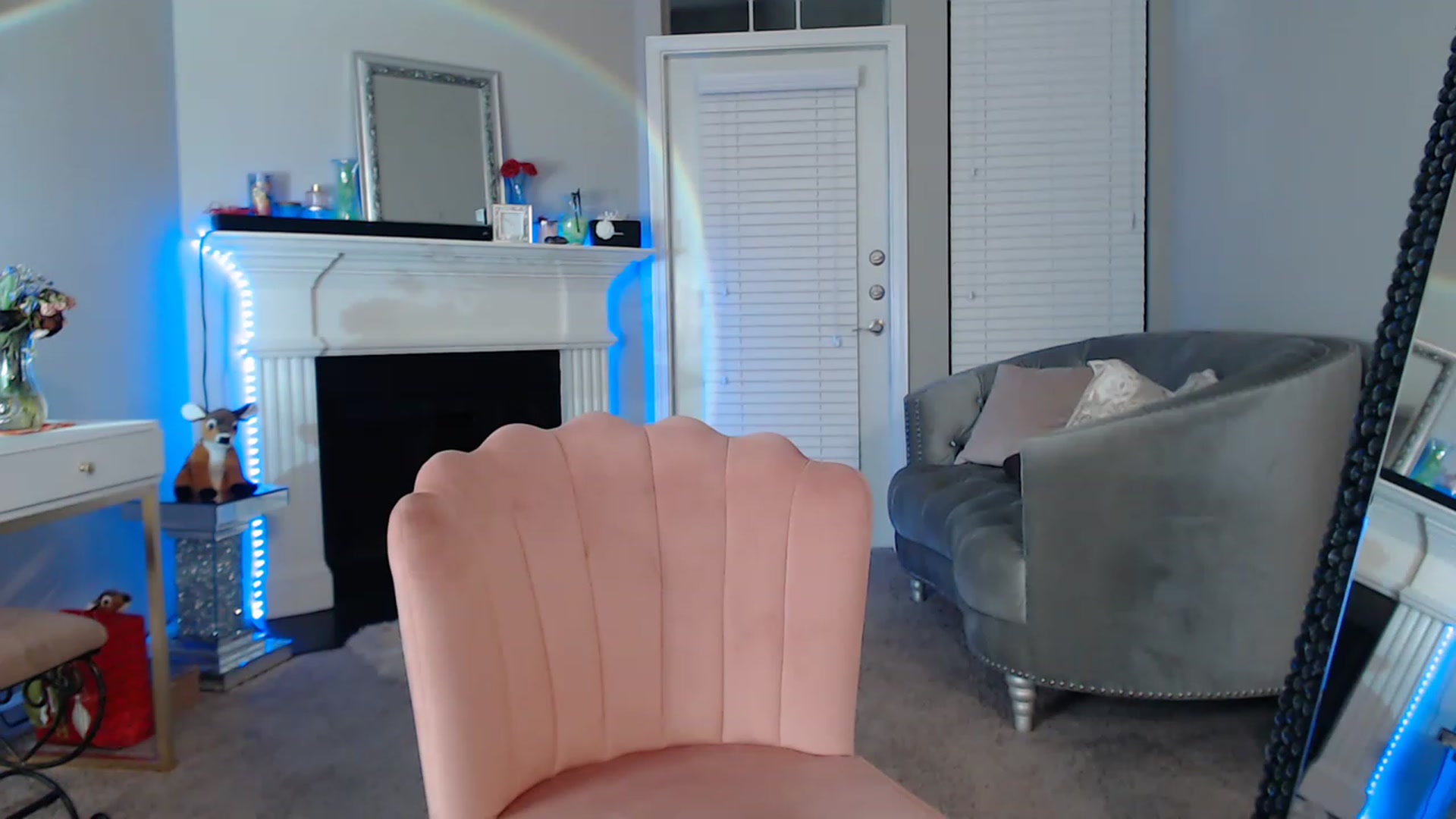 Gallery image thumbnail from Pink_Fawnnie_'s myfreecams stream on, 03/04/2023, 10:36 image 10 of 20