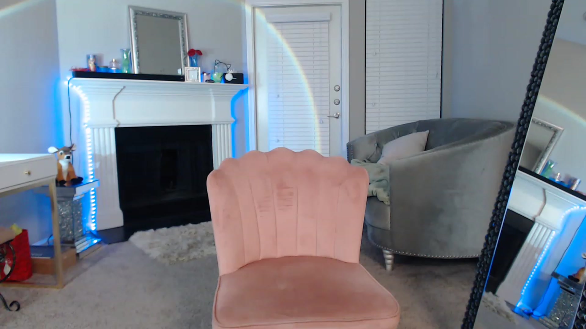 Gallery image thumbnail from Pink_Fawnnie_'s myfreecams stream on, 03/05/2023, 10:24 image 11 of 20