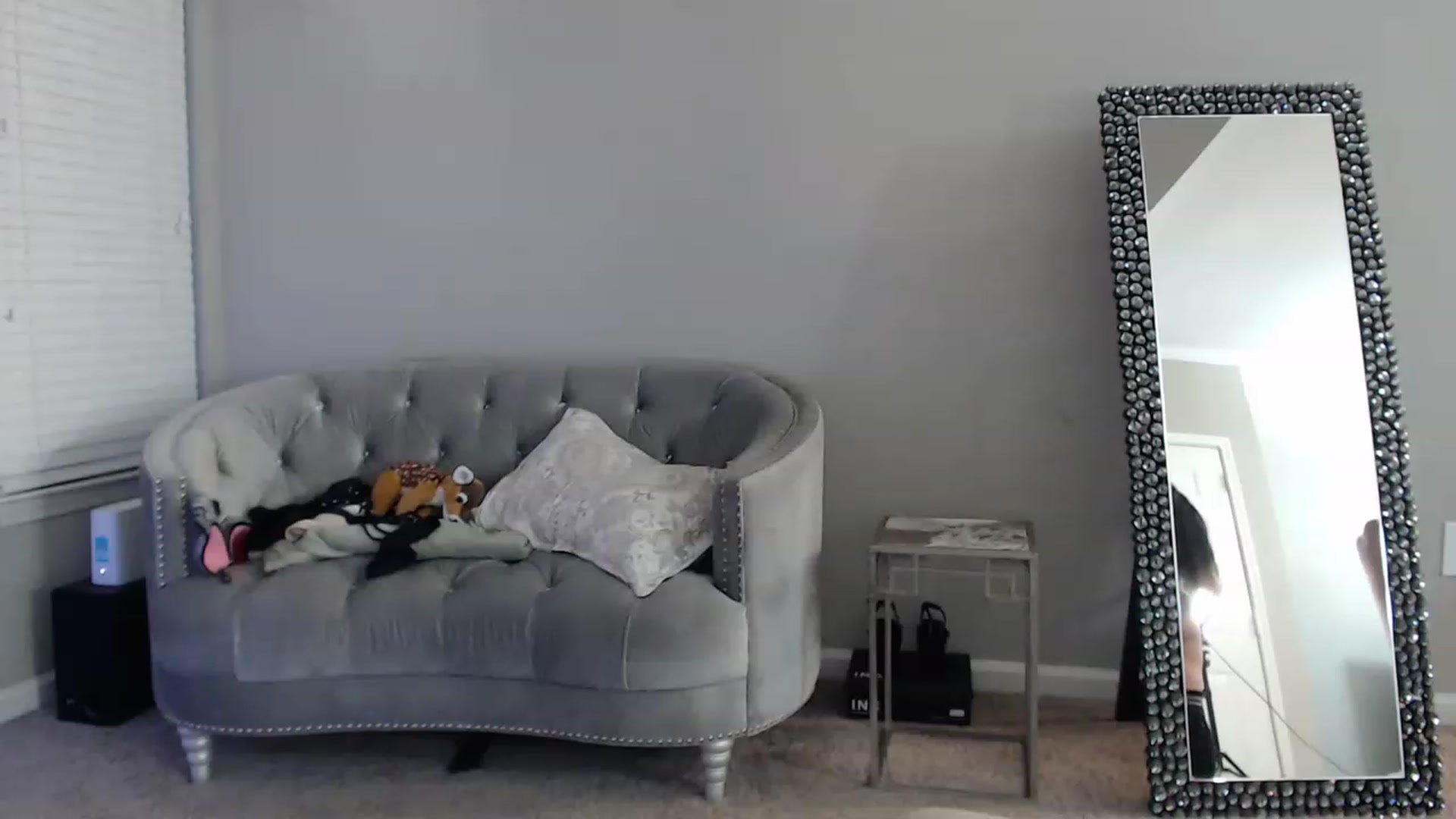 Gallery image thumbnail from Pink_Fawnnn's myfreecams stream on, 03/17/2023, 12:43 image 15 of 20