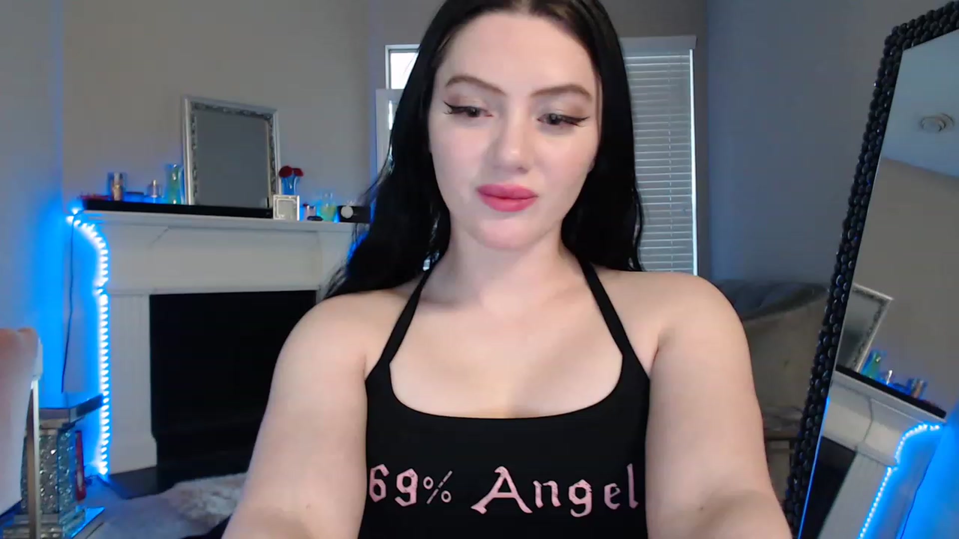 Gallery image thumbnail from Pink_Fawnnn's myfreecams stream on, 03/17/2023, 14:56 image 20 of 20