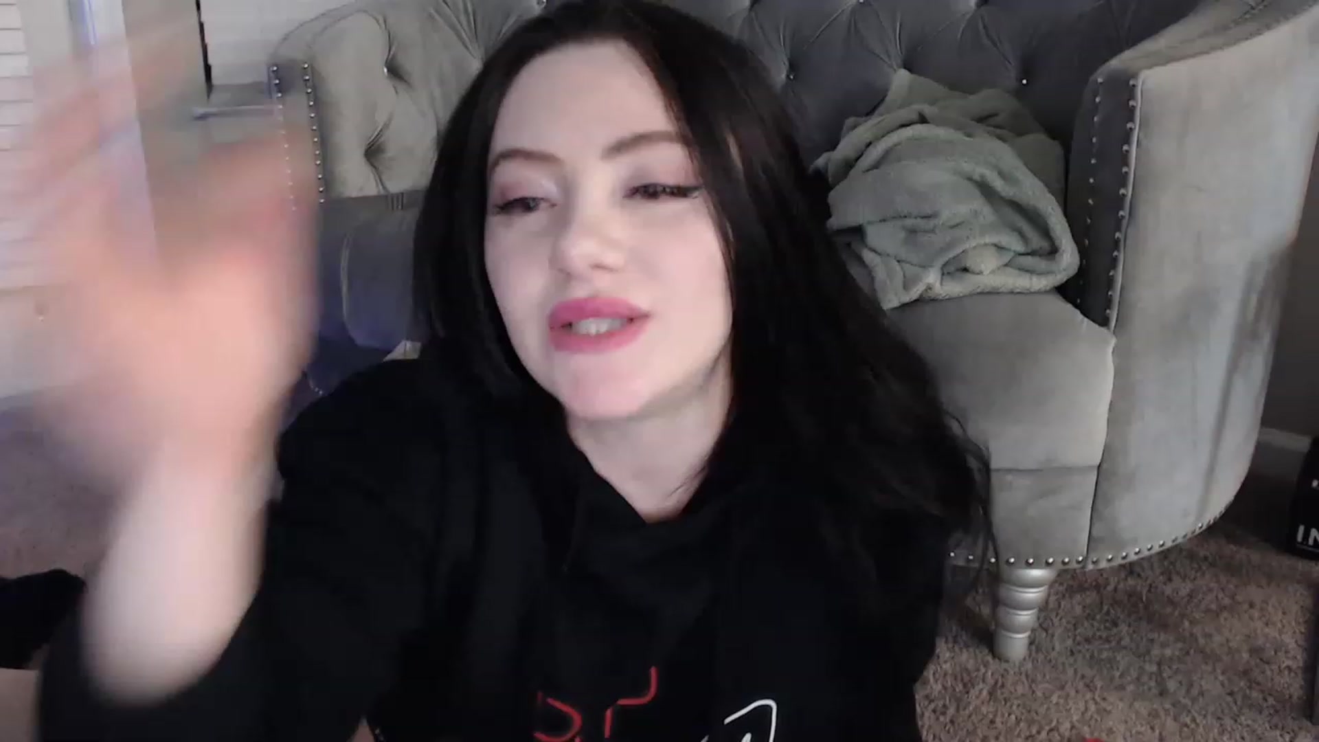 Gallery image thumbnail from Pink_Fawnnn's myfreecams stream on, 03/22/2023, 11:39 image 13 of 20