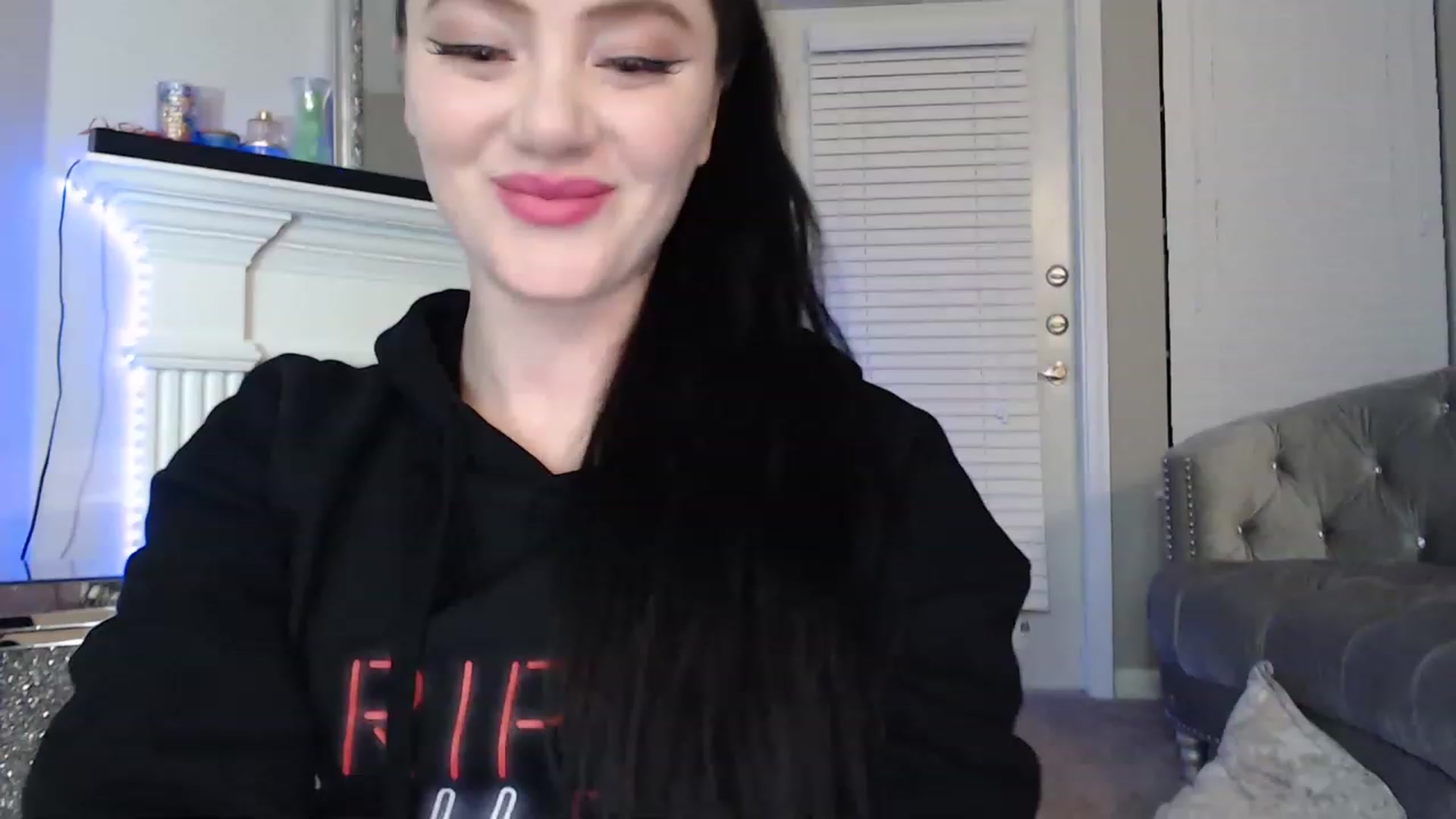 Gallery image thumbnail from Pink_Fawnnn's myfreecams stream on, 03/22/2023, 11:39 image 8 of 20