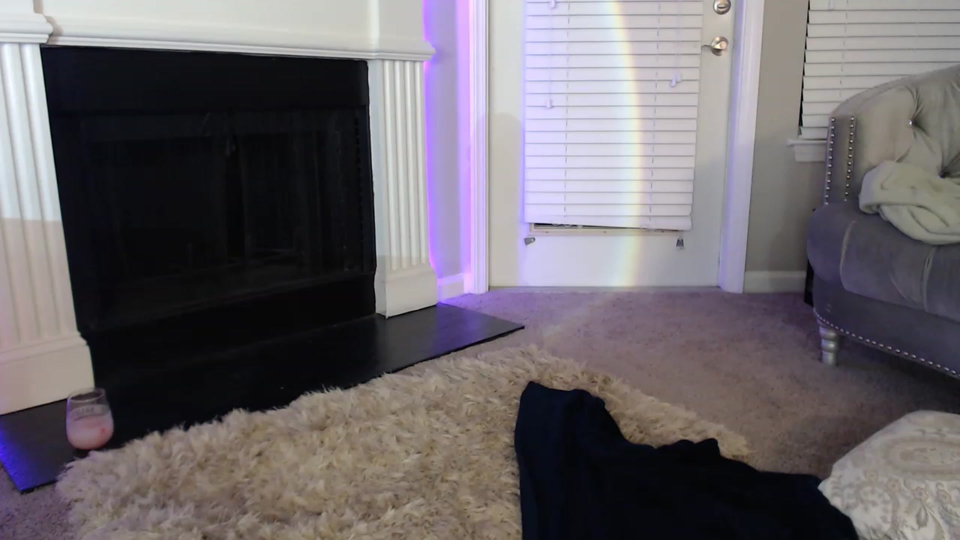 Gallery image thumbnail from Pink_Fawnnn's myfreecams stream on, 03/25/2023, 07:06 image 5 of 20
