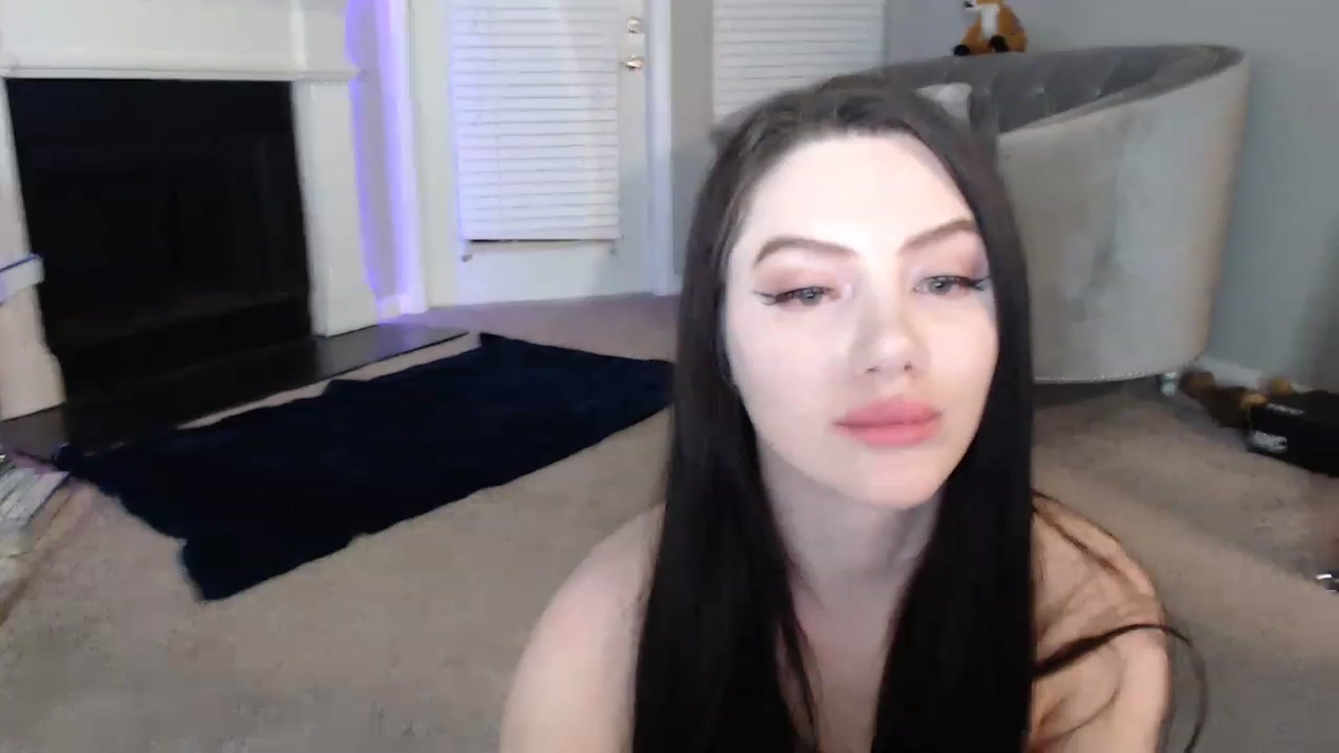 Gallery image thumbnail from Pink_Fawnnn's myfreecams stream on, 03/25/2023, 08:59 image 6 of 20