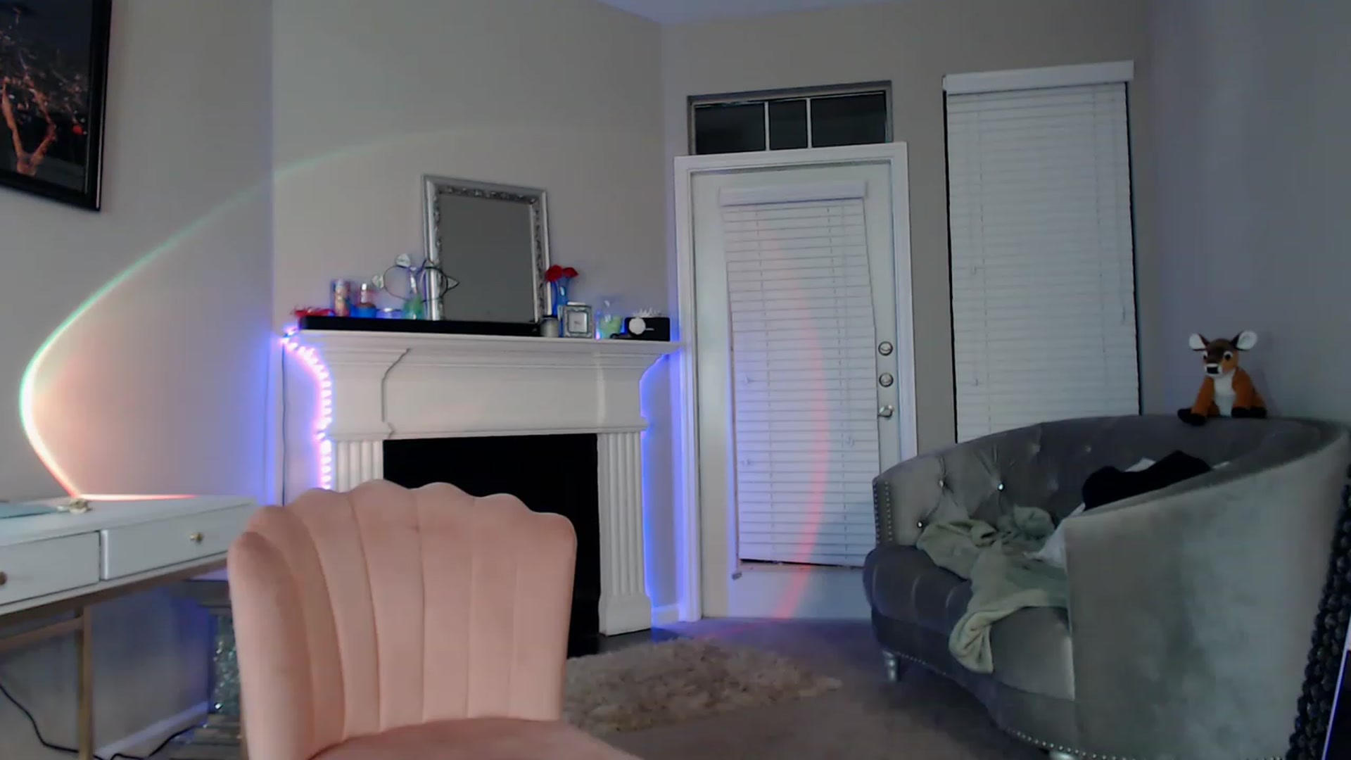 Gallery image thumbnail from Pink_Fawnnn's myfreecams stream on, 03/26/2023, 07:45 image 20 of 20