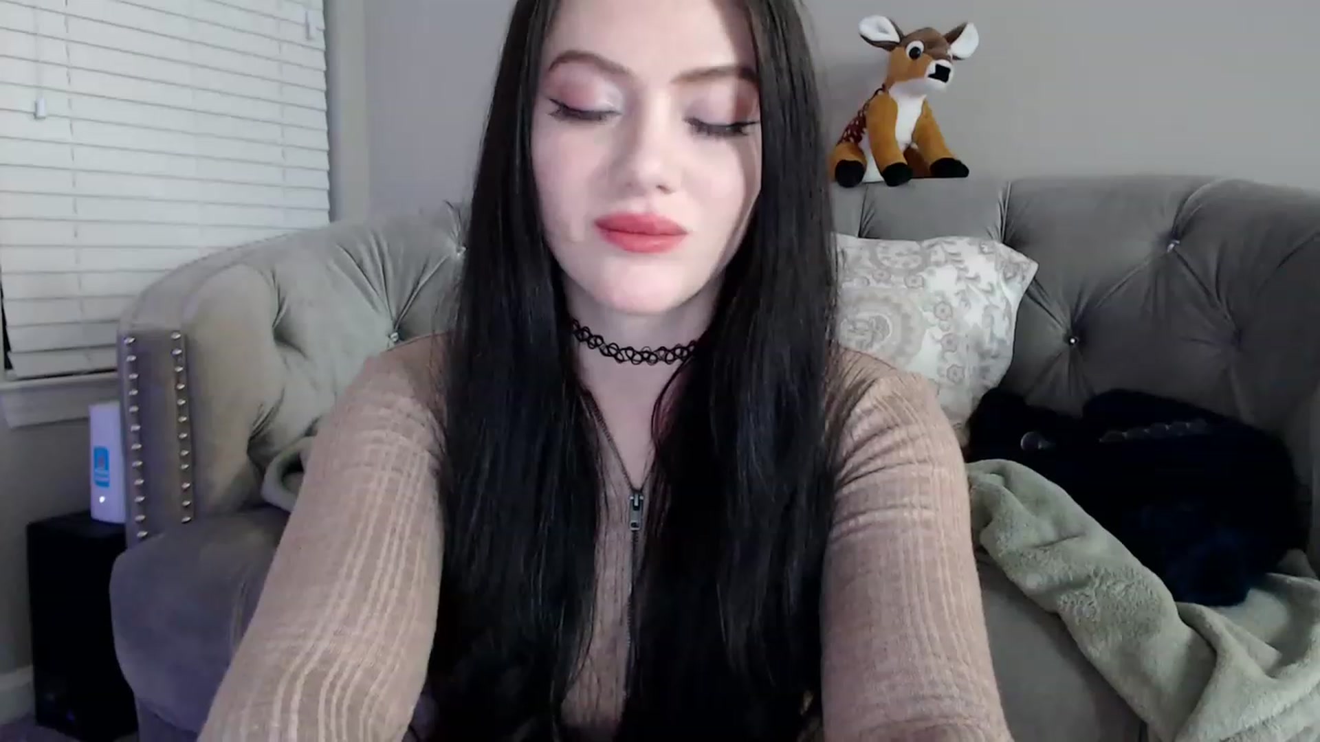 Gallery image thumbnail from Pink_Fawnnn's myfreecams stream on, 03/26/2023, 09:57 image 10 of 20