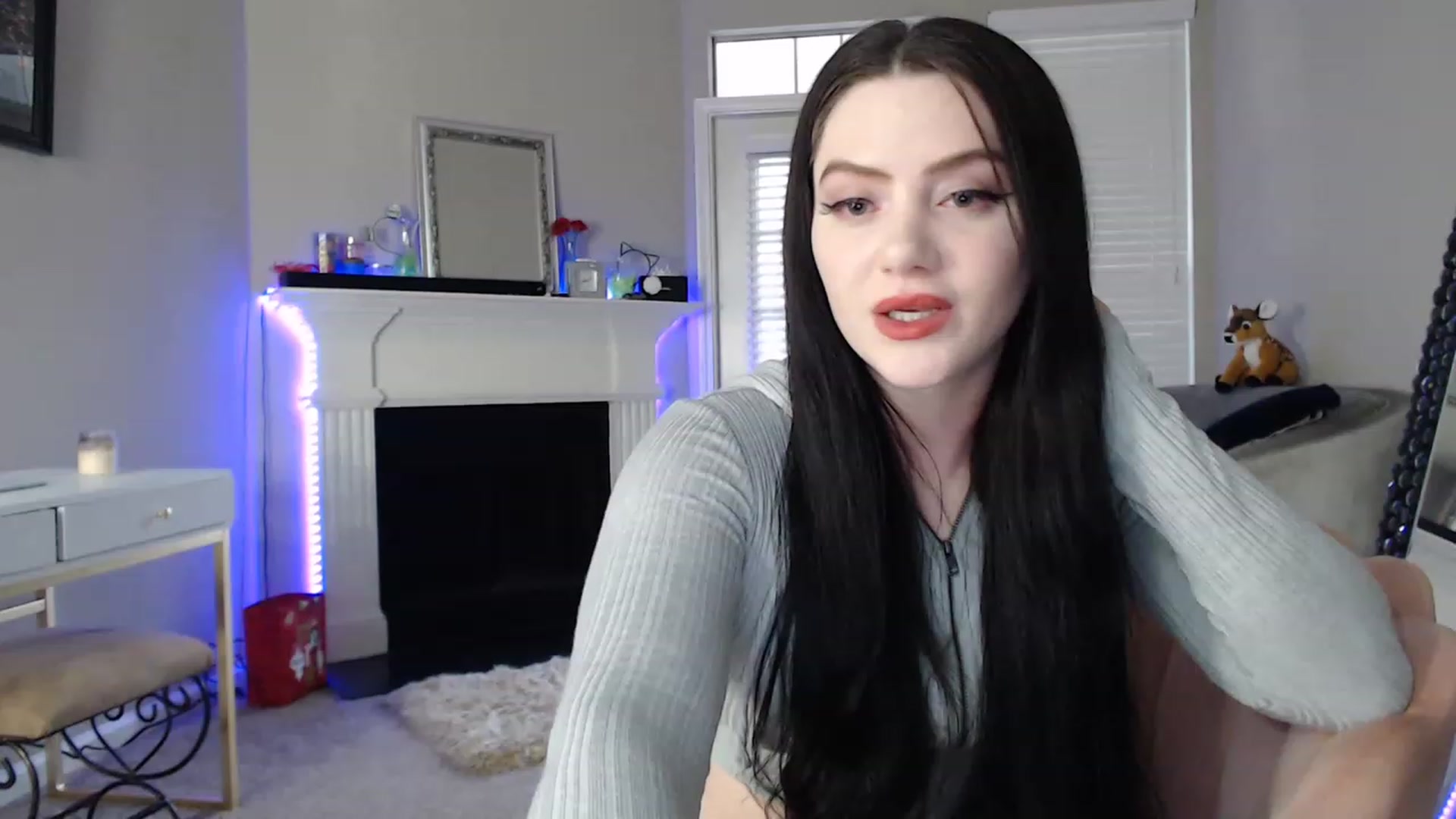 Gallery image thumbnail from Pink_Fawnnn's myfreecams stream on, 03/31/2023, 13:22 image 1 of 20