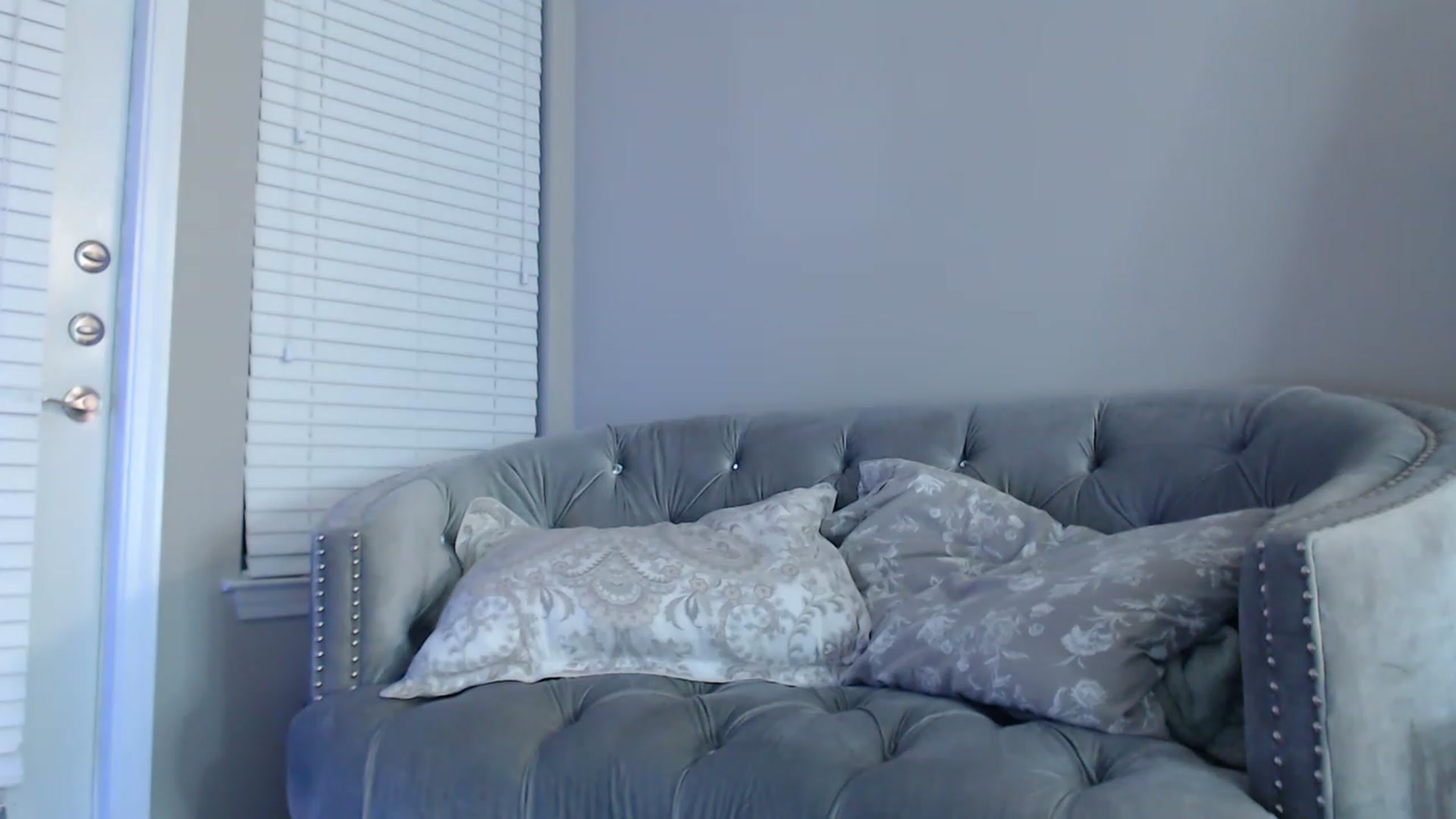 Gallery image thumbnail from Pink_Fawnnn's myfreecams stream on, 04/05/2023, 09:39 image 9 of 20