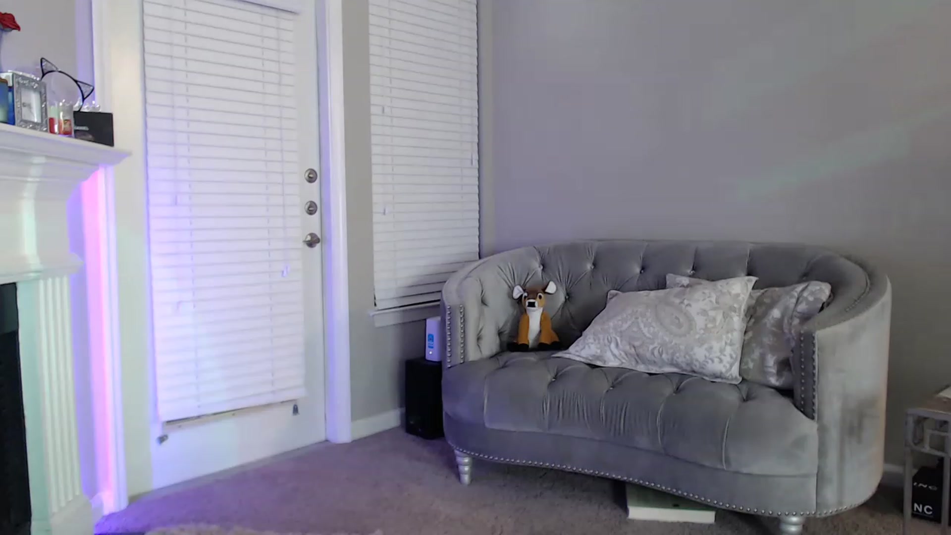 Gallery image thumbnail from Pink_Fawnnn's myfreecams stream on, 04/07/2023, 08:37 image 15 of 20