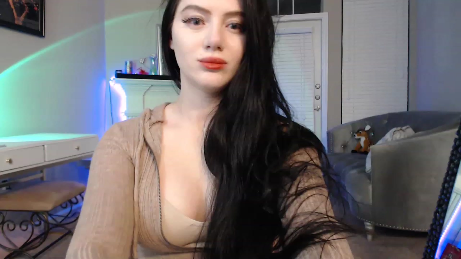 Gallery image thumbnail from Pink_Fawnnn's myfreecams stream on, 04/09/2023, 09:55 image 11 of 20