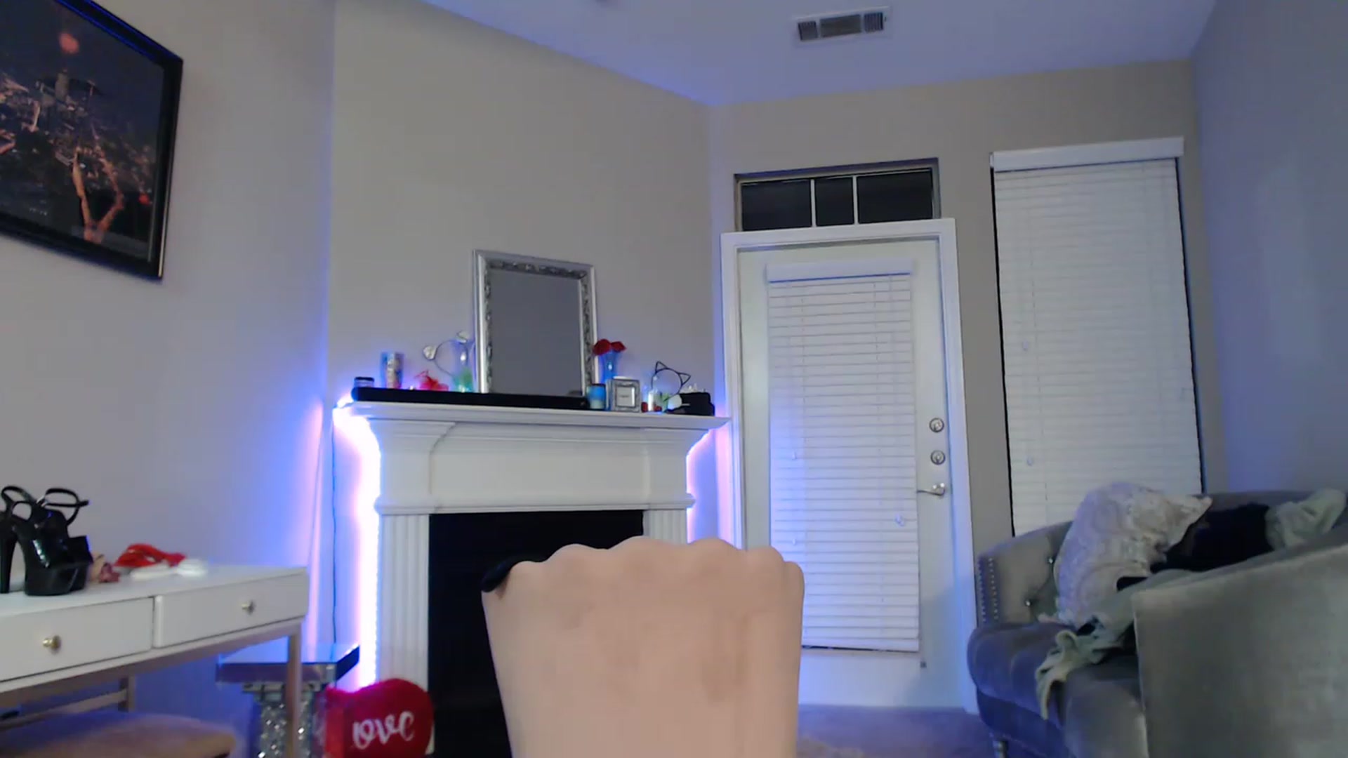 Gallery image thumbnail from Pink_Fawnnn's myfreecams stream on, 04/15/2023, 07:04 image 20 of 20