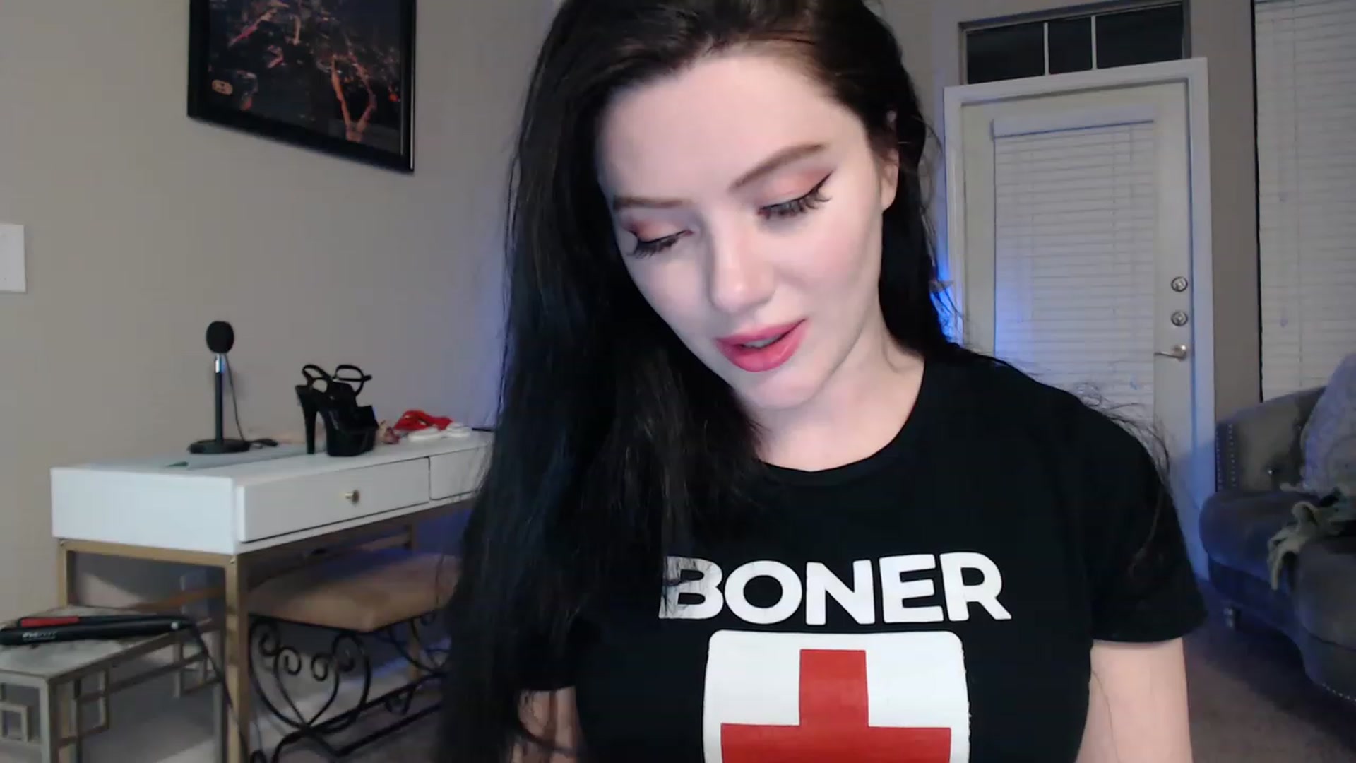 Gallery image thumbnail from Pink_Fawnnn's myfreecams stream on, 04/15/2023, 07:34 image 8 of 20