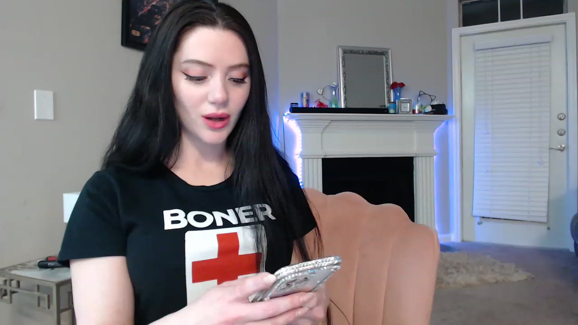 Gallery image thumbnail from Pink_Fawnnn's myfreecams stream on, 04/15/2023, 07:34 image 16 of 20