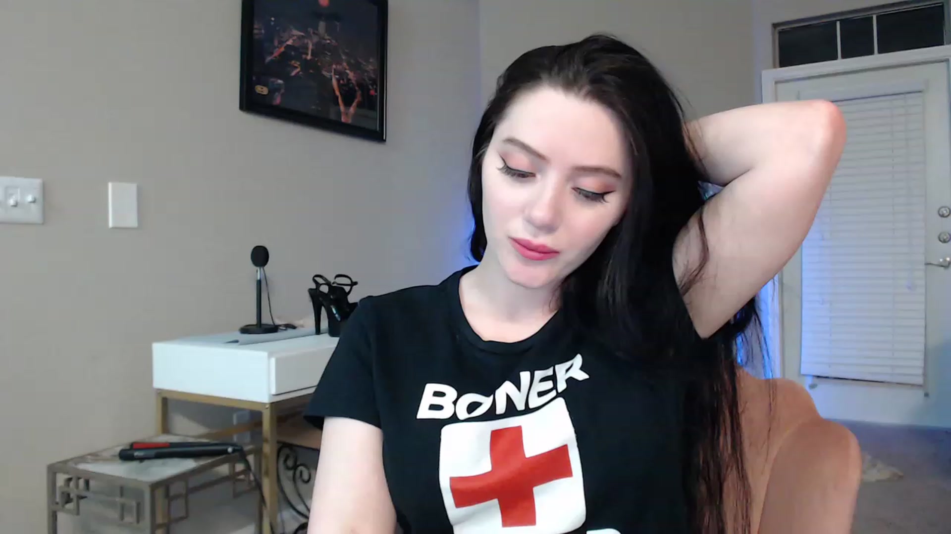 Gallery image thumbnail from Pink_Fawnnn's myfreecams stream on, 04/15/2023, 07:34 image 10 of 20