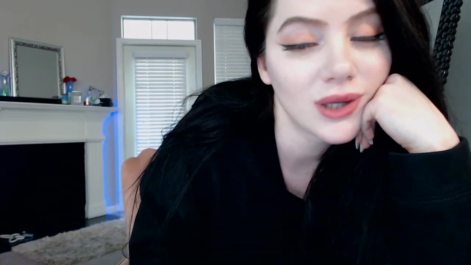 Gallery image thumbnail from Pink_Fawnnn's myfreecams stream on, 04/16/2023, 12:34 image 14 of 20