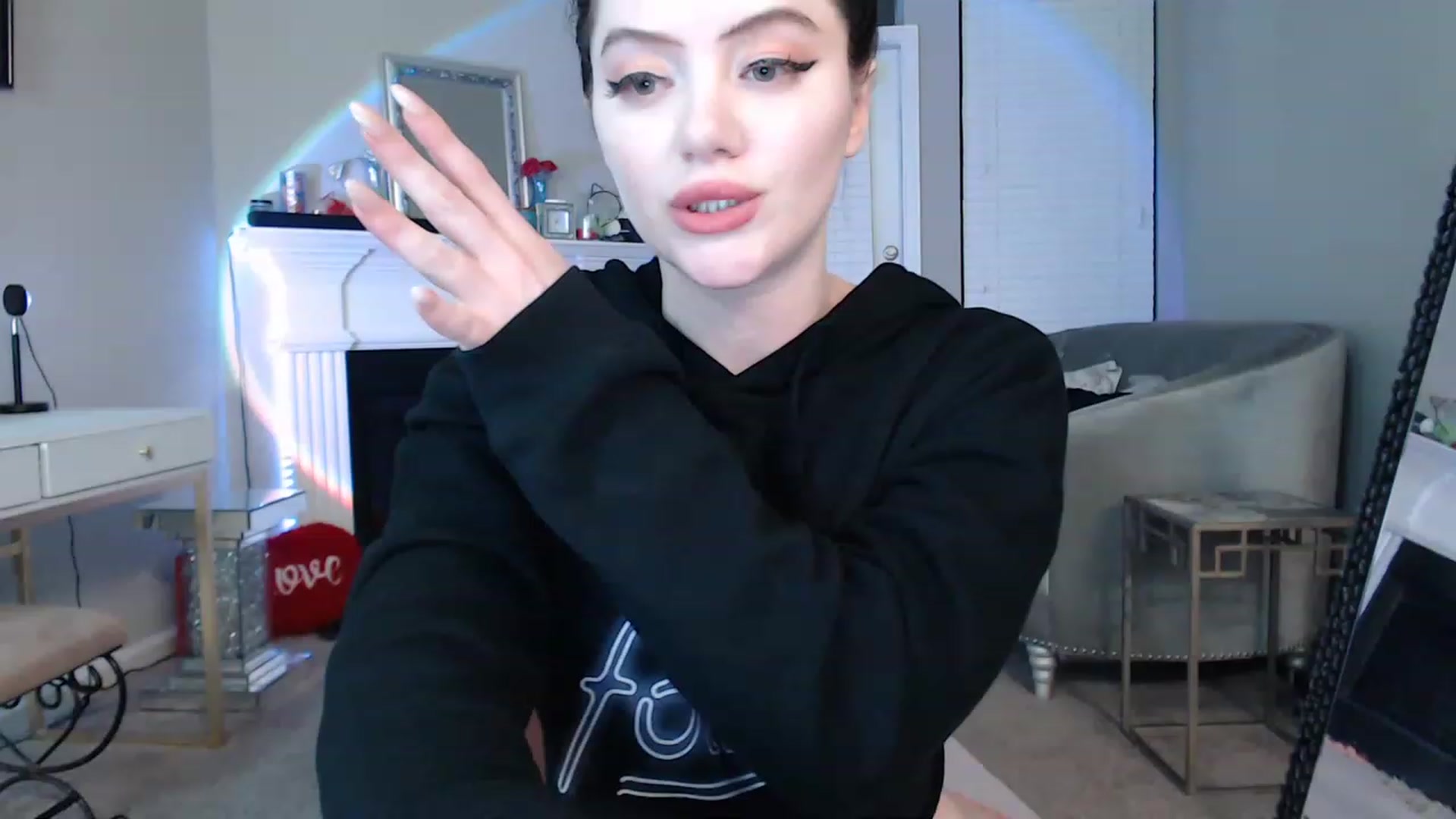 Gallery image thumbnail from Pink_Fawnnn's myfreecams stream on, 04/17/2023, 04:26 image 16 of 20