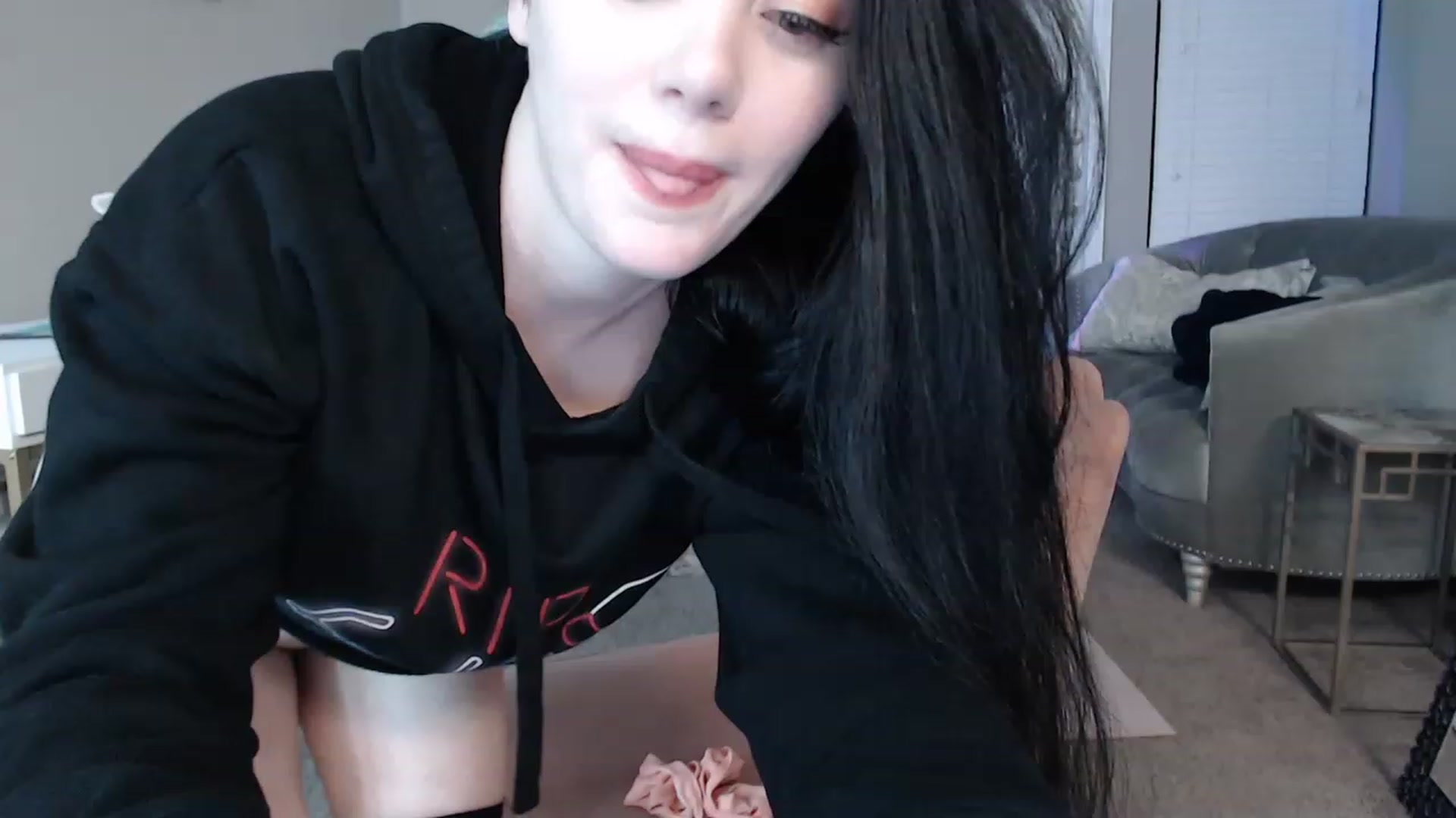 Gallery image thumbnail from Pink_Fawnnn's myfreecams stream on, 04/17/2023, 04:26 image 13 of 20
