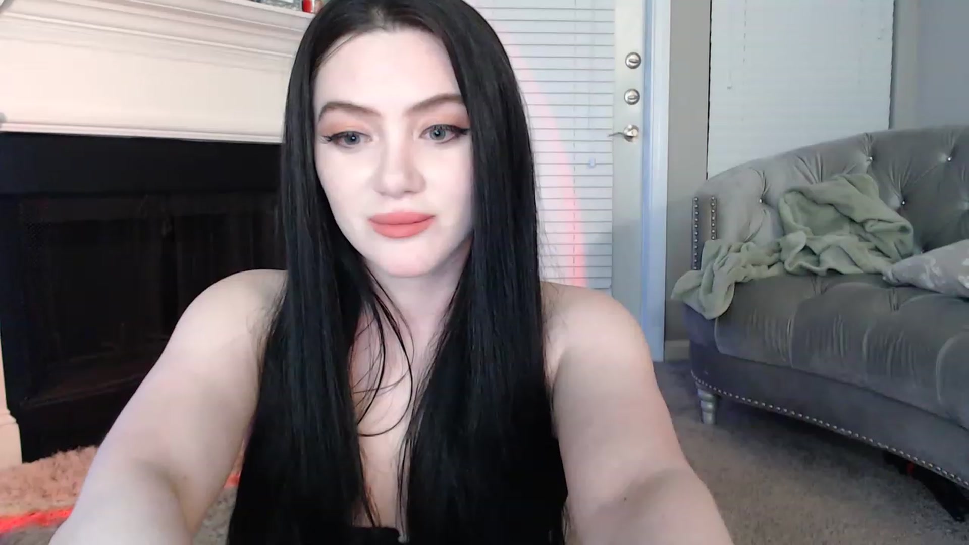 Gallery image thumbnail from Pink_Fawnnn's myfreecams stream on, 04/21/2023, 06:05 image 17 of 20