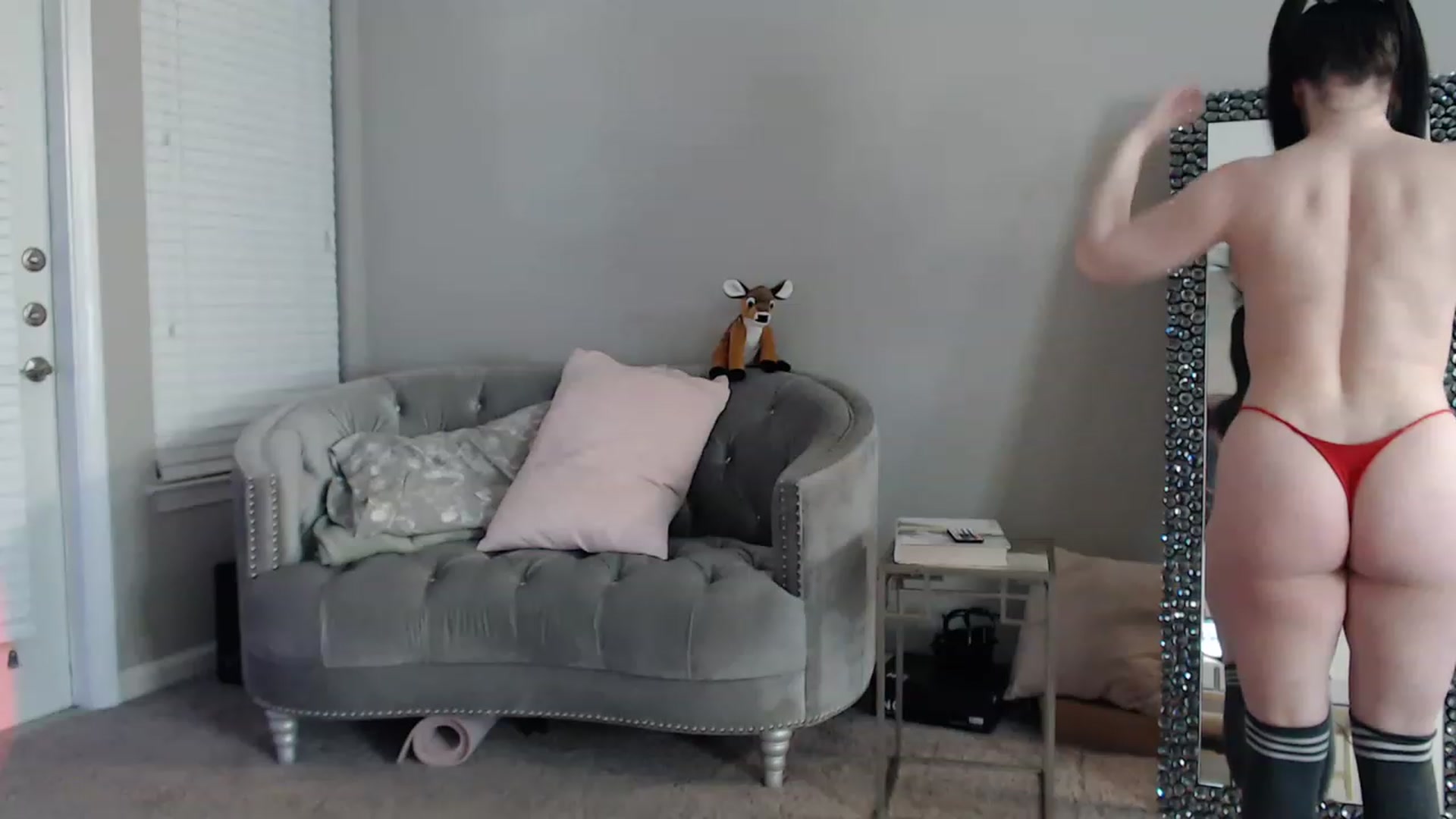 Gallery image thumbnail from Pink_Fawnnn's myfreecams stream on, 04/22/2023, 08:15 image 10 of 20