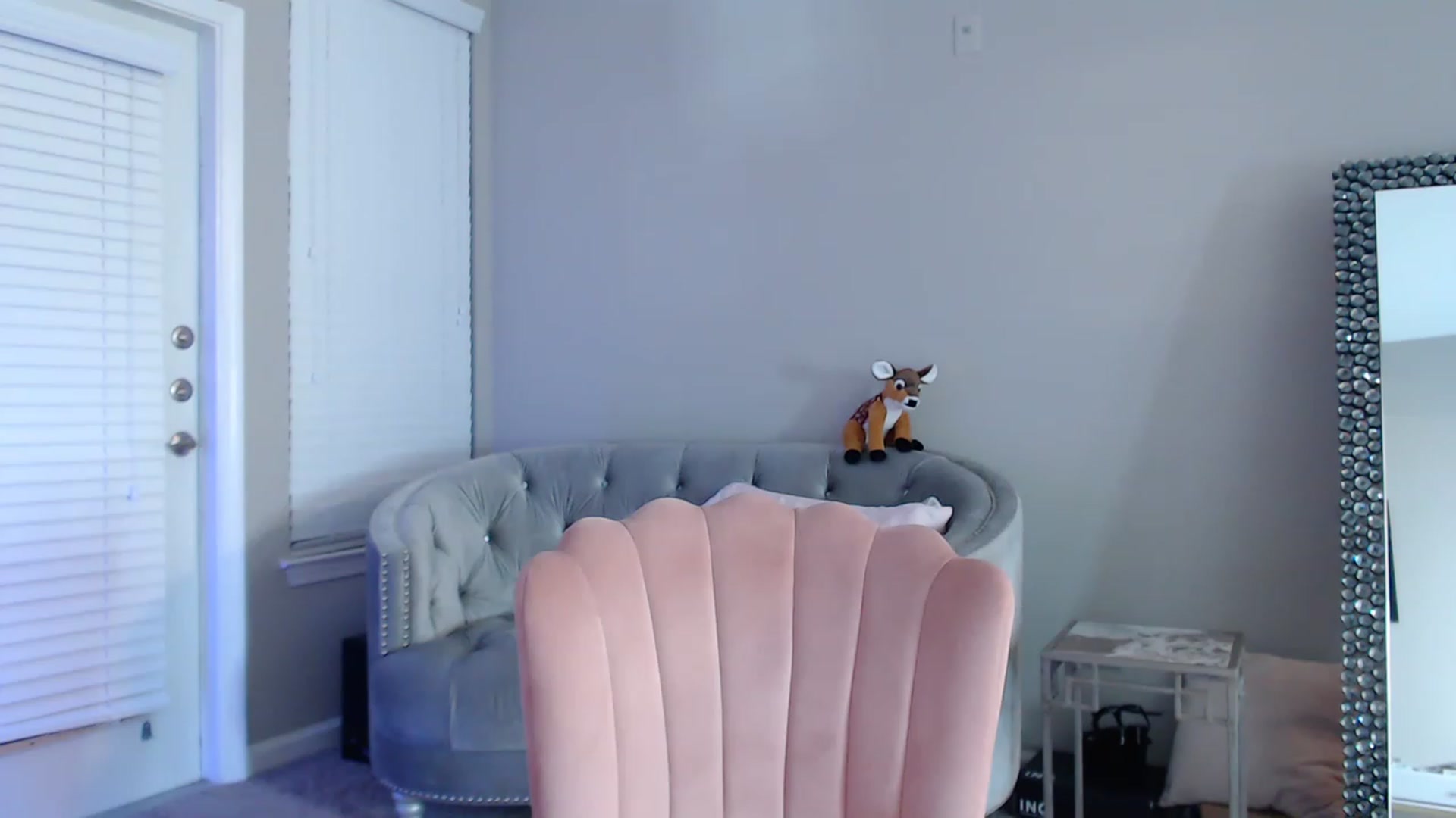 Gallery image thumbnail from Pink_Fawnnn's myfreecams stream on, 04/24/2023, 05:01 image 5 of 20