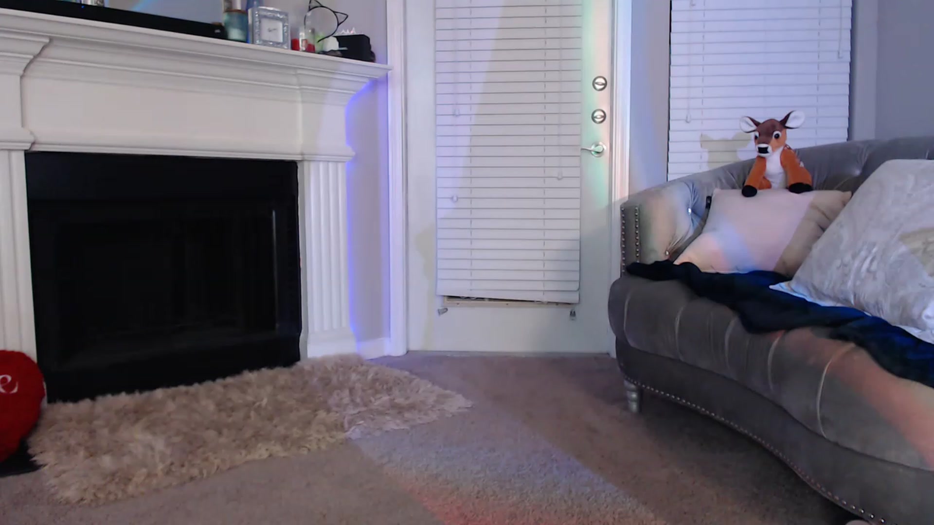 Gallery image thumbnail from Pink_Fawnnn's myfreecams stream on, 04/27/2023, 06:50 image 7 of 20