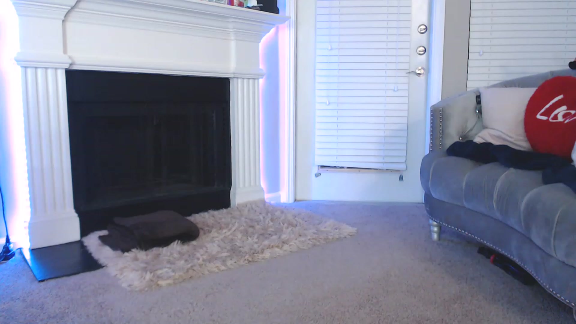Gallery image thumbnail from Pink_Fawnnn's myfreecams stream on, 04/29/2023, 07:06 image 1 of 20