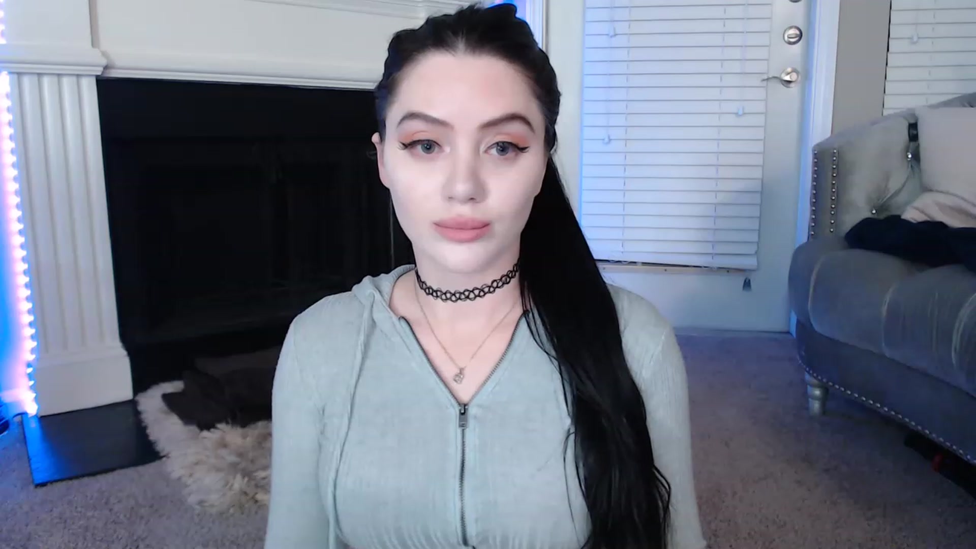 Gallery image thumbnail from Pink_Fawnnn's myfreecams stream on, 04/29/2023, 07:06 image 16 of 20