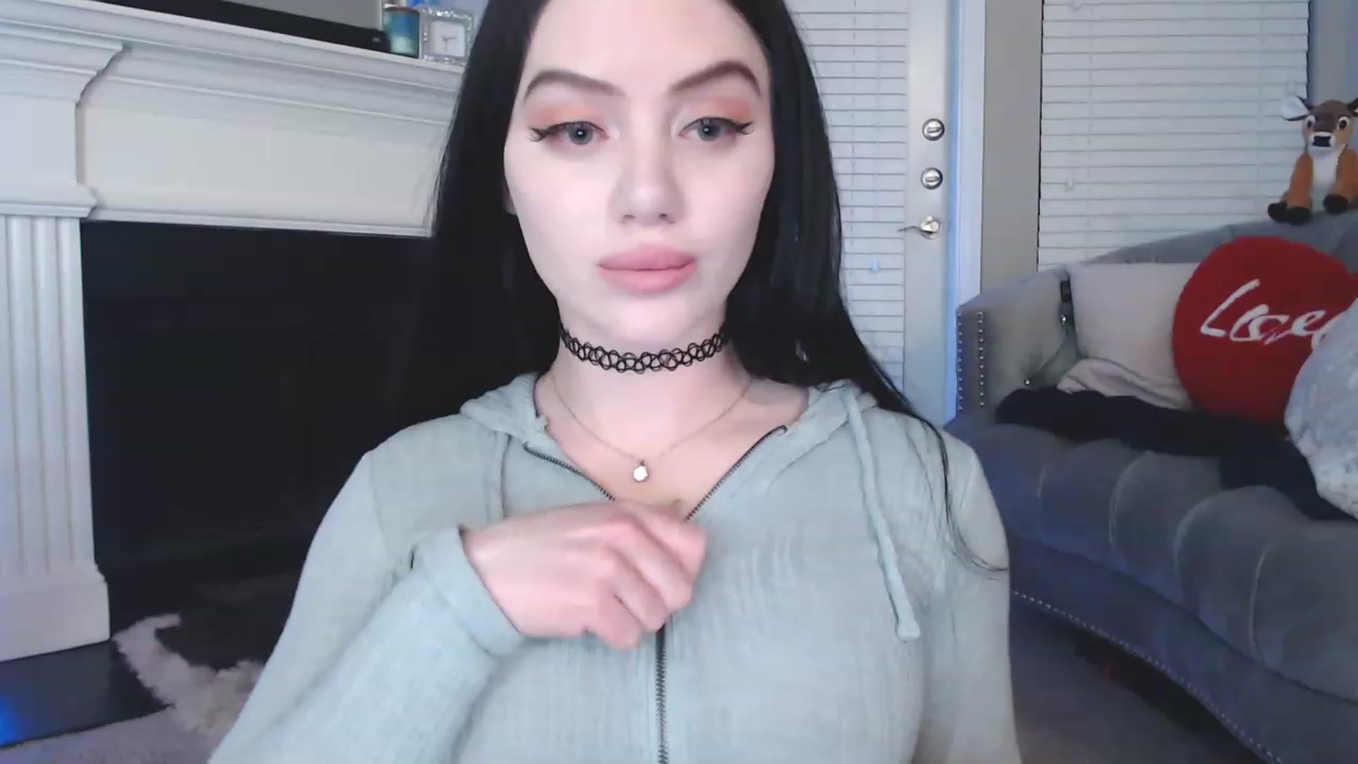 Gallery image thumbnail from Pink_Fawnnn's myfreecams stream on, 04/29/2023, 07:06 image 2 of 20