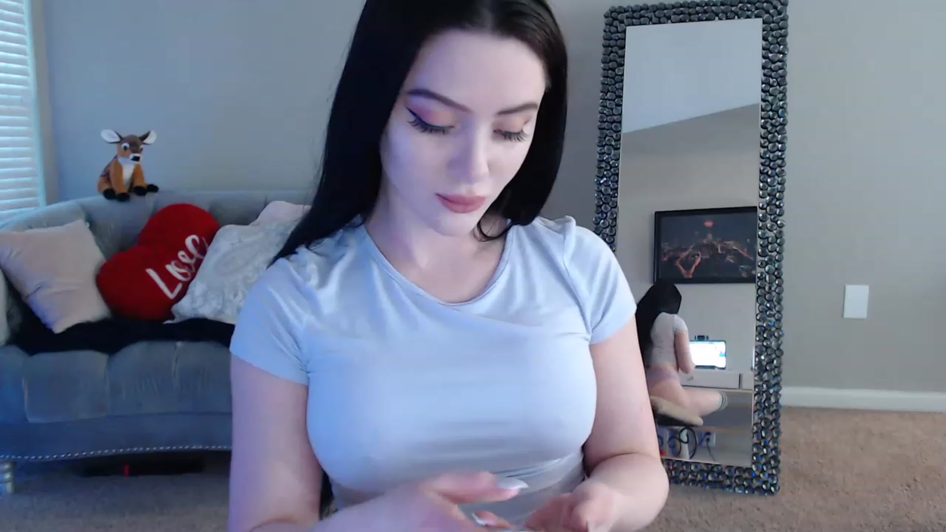 Gallery image thumbnail from Pink_Fawnnn's myfreecams stream on, 04/29/2023, 12:05 image 18 of 20