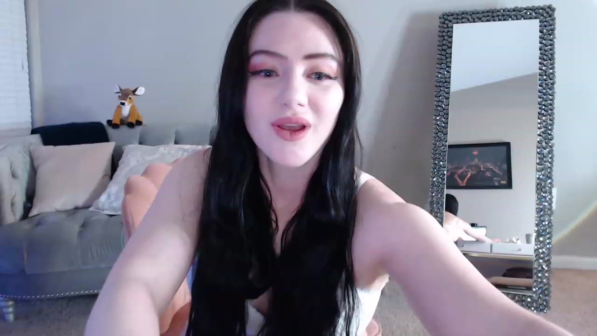 Gallery image thumbnail from Pink_Fawnnn's myfreecams stream on, 05/10/2023, 06:05 image 4 of 20