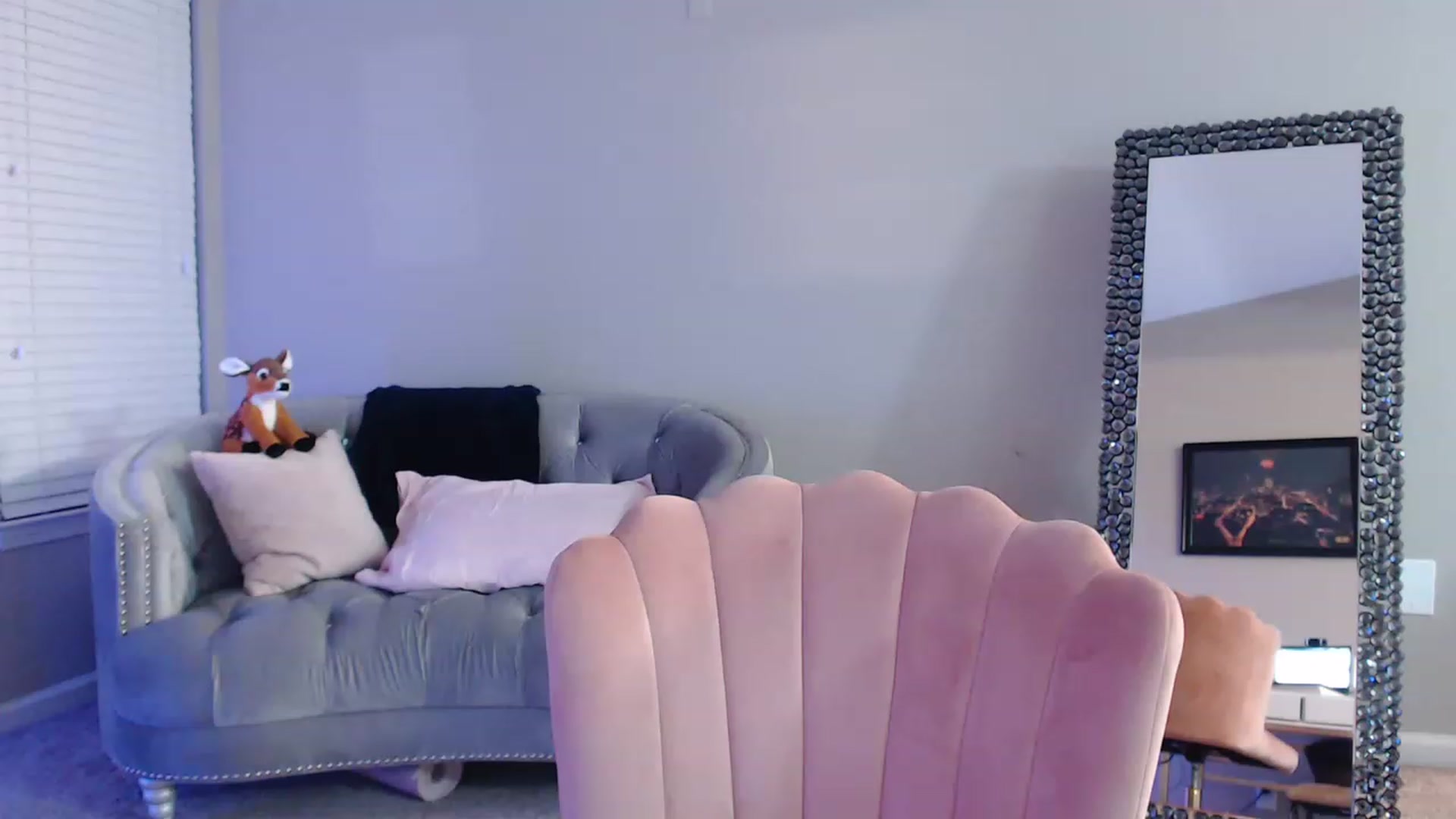Gallery image thumbnail from Pink_Fawnnn's myfreecams stream on, 05/12/2023, 11:09 image 7 of 20