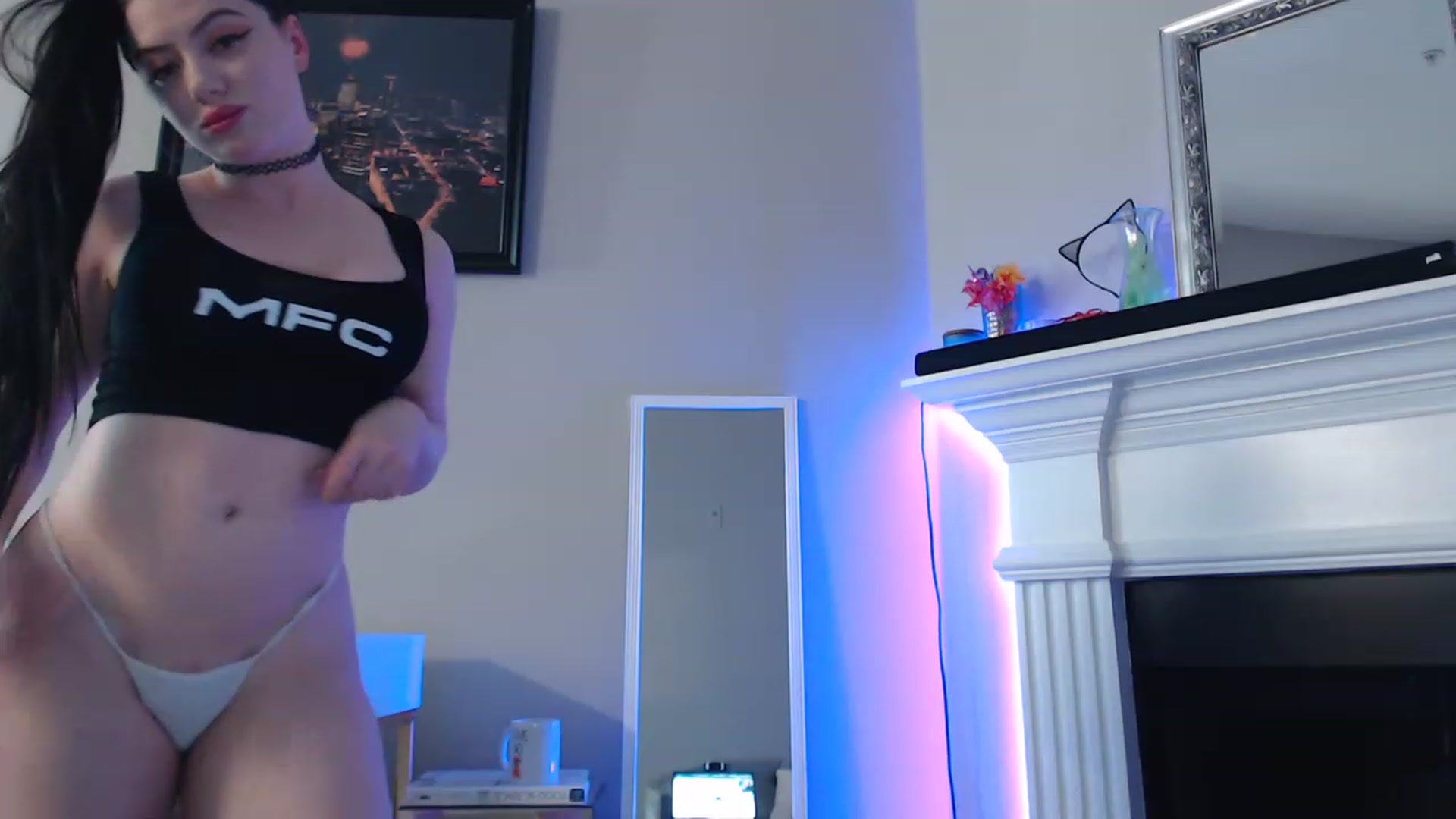 Gallery image thumbnail from Pink_Fawnnn's myfreecams stream on, 05/13/2023, 07:48 image 14 of 20