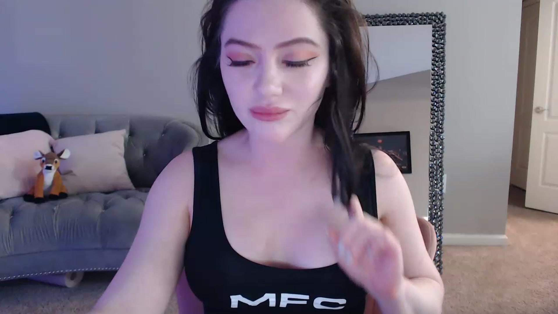 Gallery image thumbnail from Pink_Fawnnn's myfreecams stream on, 05/13/2023, 07:48 image 3 of 20