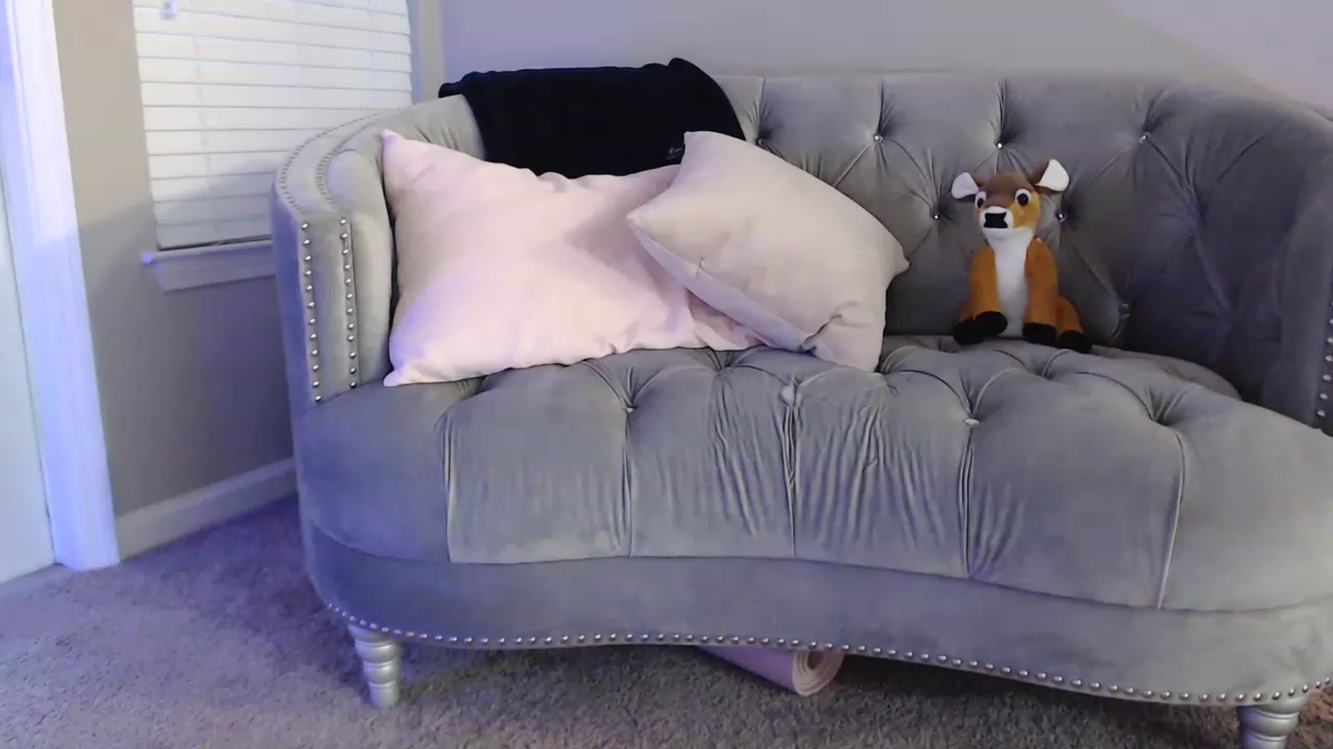 Gallery image thumbnail from Pink_Fawnnn's myfreecams stream on, 05/13/2023, 11:35 image 11 of 20