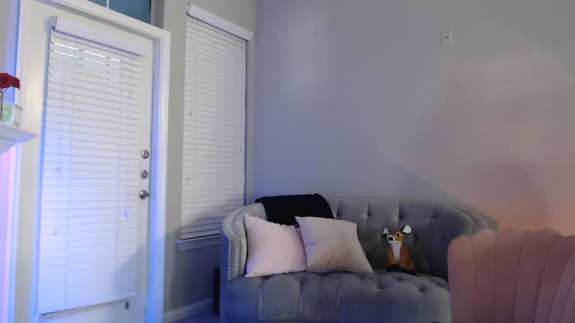 Gallery image thumbnail from Pink_Fawnnn's myfreecams stream on, 05/13/2023, 11:35 image 4 of 20