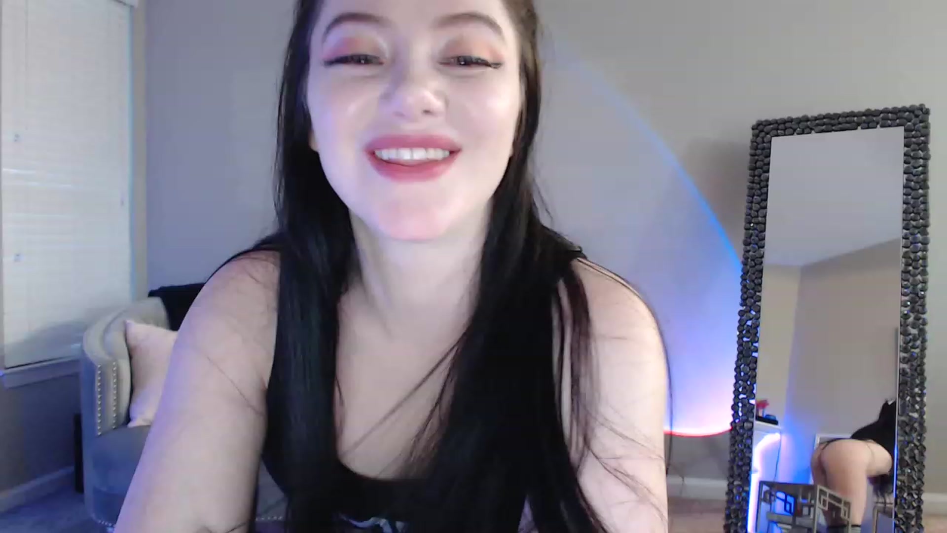 Gallery image thumbnail from Pink_Fawnnn's myfreecams stream on, 05/13/2023, 11:35 image 15 of 20
