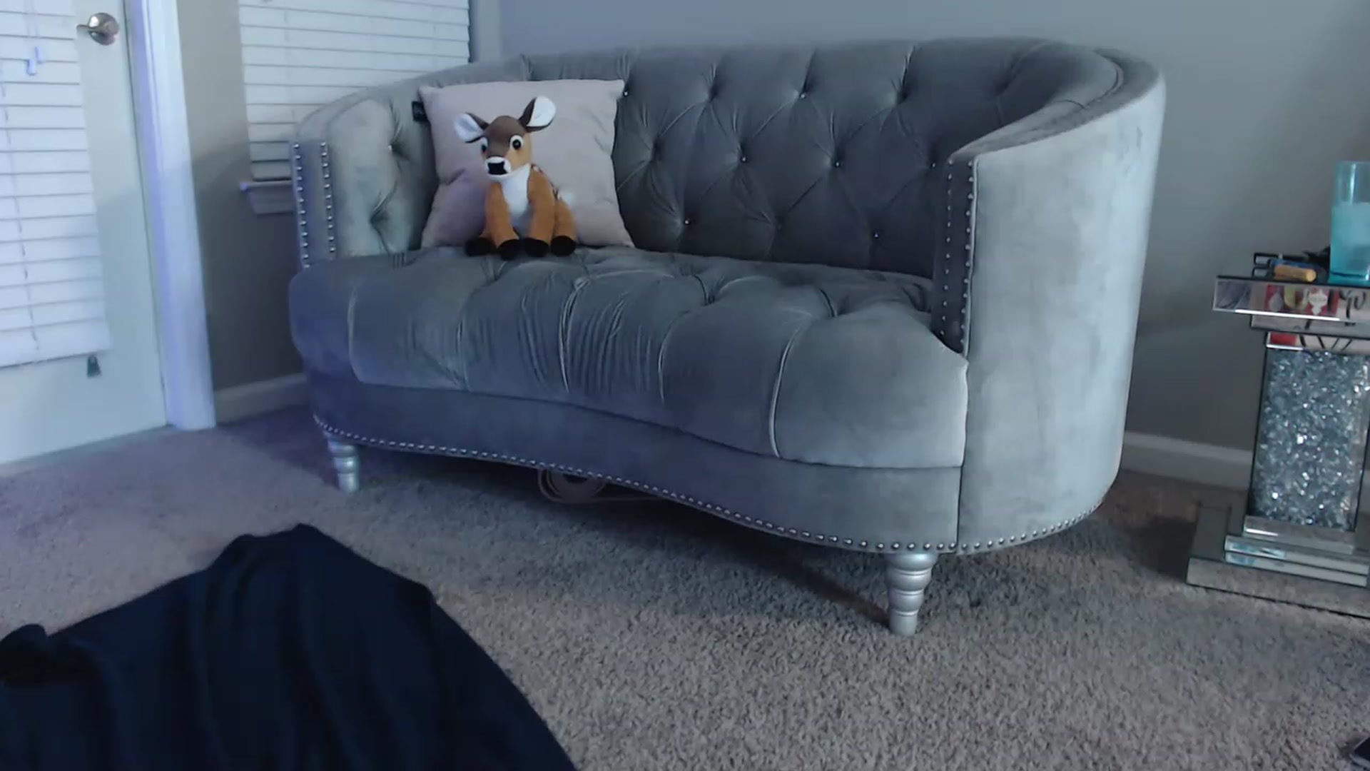 Gallery image thumbnail from Pink_Fawnnn's myfreecams stream on, 05/26/2023, 04:35 image 10 of 20