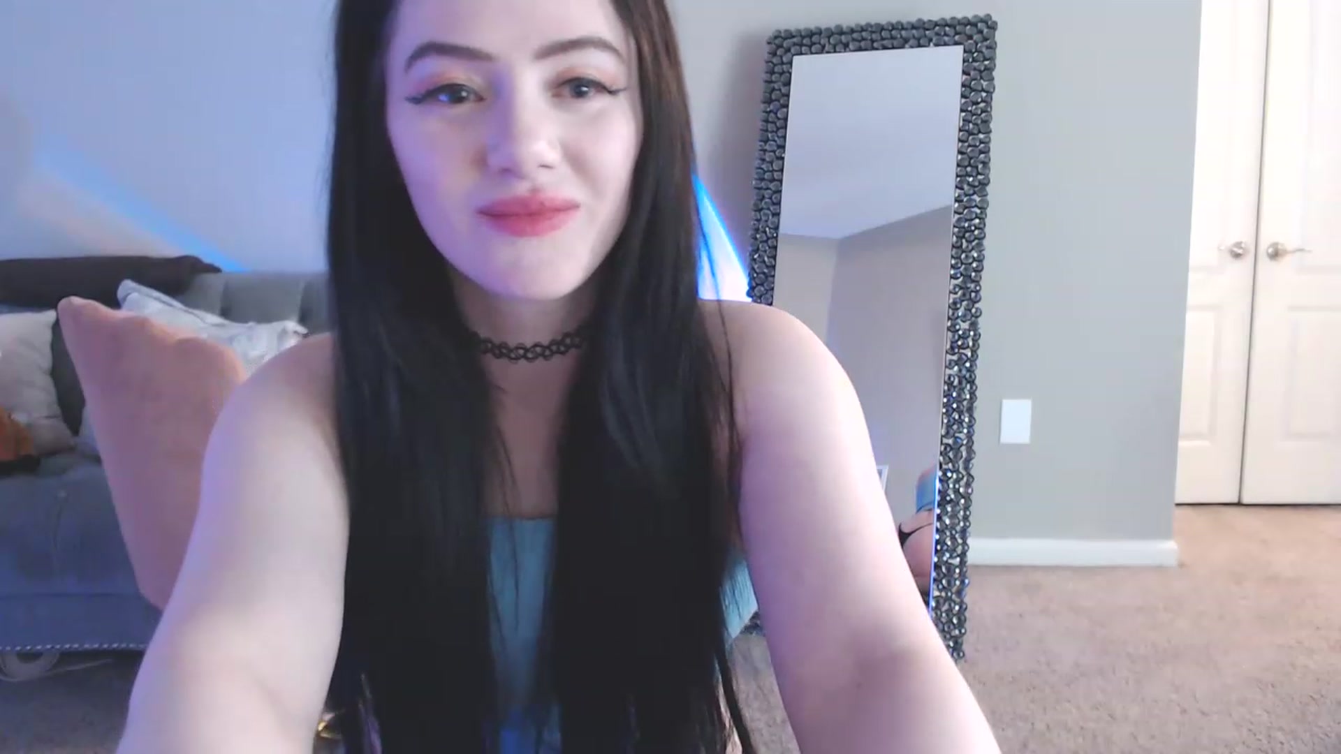 Gallery image thumbnail from Pink_Fawnnn's myfreecams stream on, 05/26/2023, 11:10 image 10 of 20