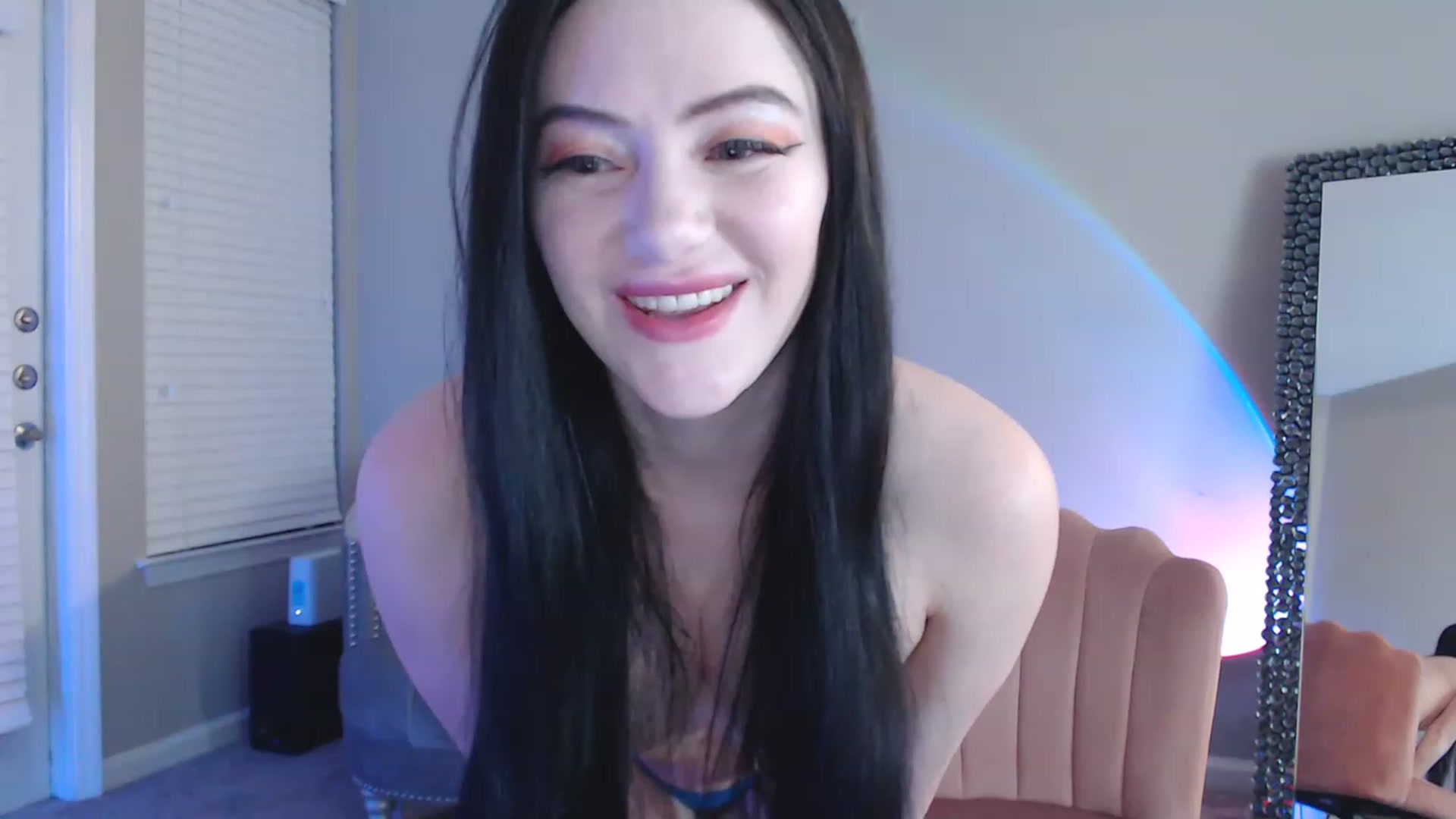 Gallery image thumbnail from Pink_Fawnnn's myfreecams stream on, 05/27/2023, 09:12 image 2 of 20
