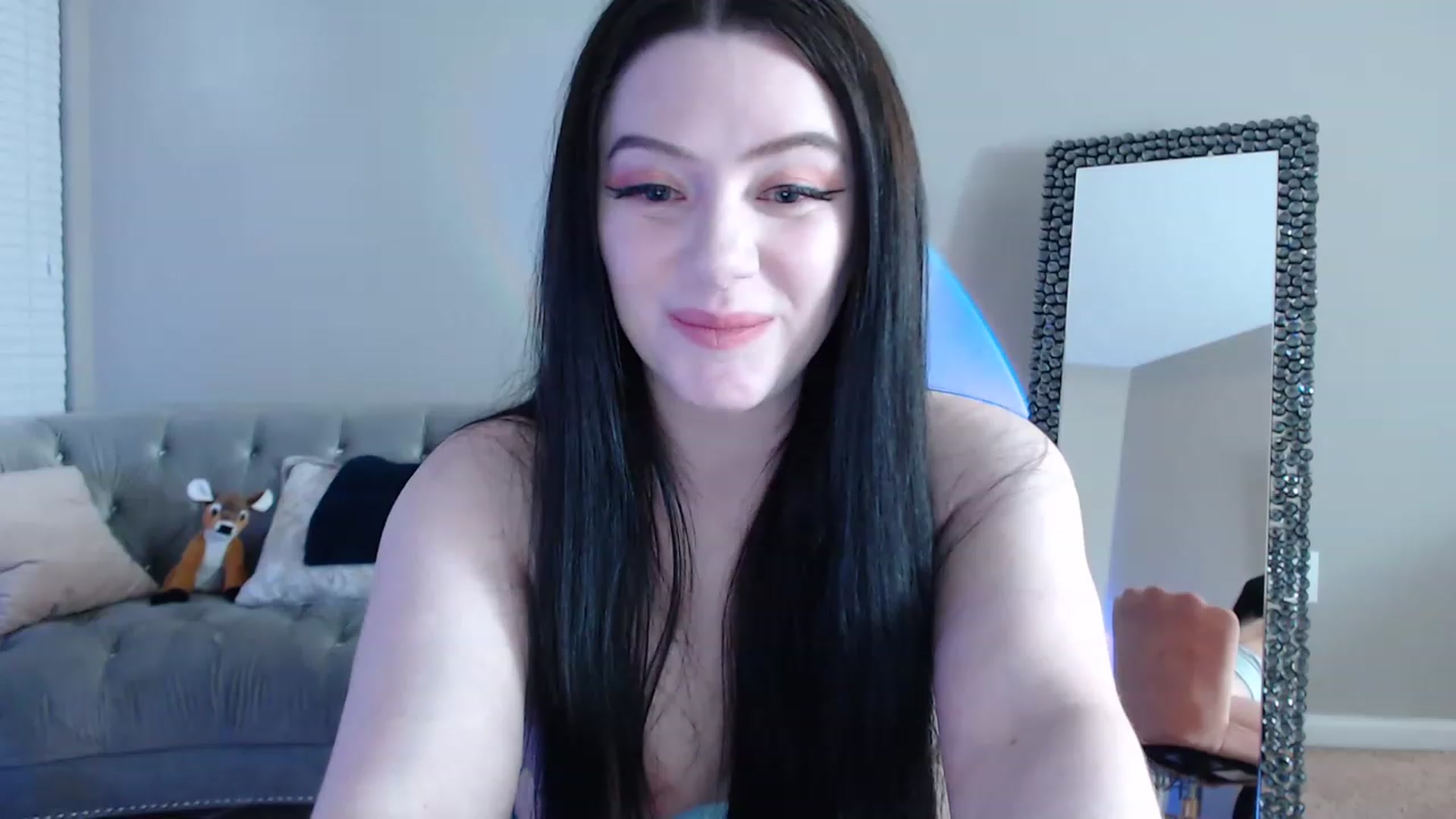 Gallery image thumbnail from Pink_Fawnnn's myfreecams stream on, 06/03/2023, 06:04 image 1 of 20