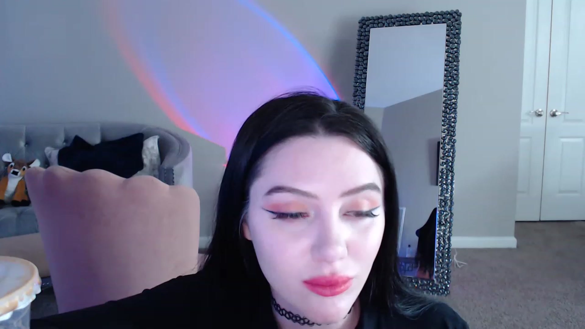 Gallery image thumbnail from Pink_Fawnnn's myfreecams stream on, 06/03/2023, 08:55 image 17 of 20