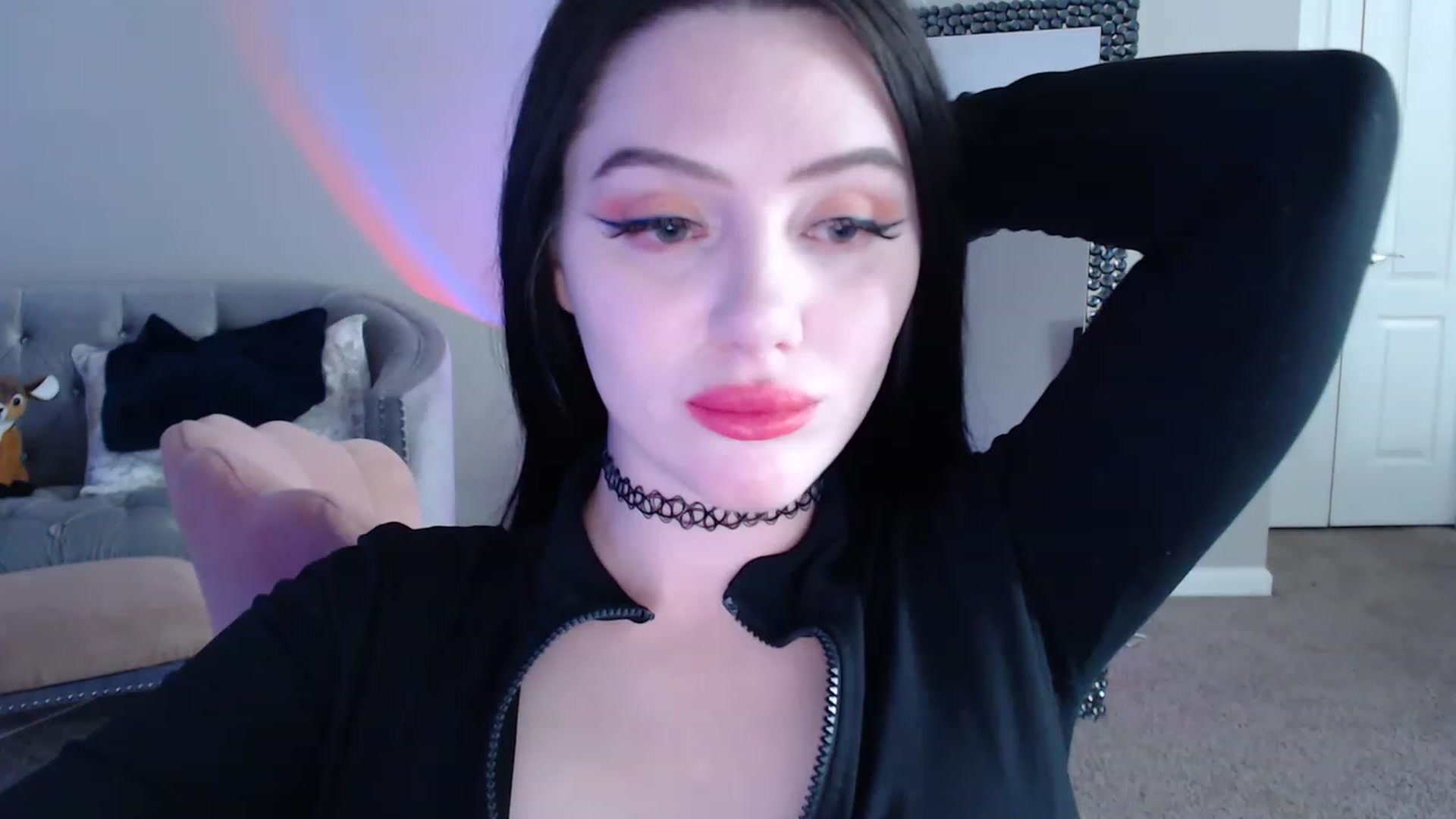 Gallery image thumbnail from Pink_Fawnnn's myfreecams stream on, 06/03/2023, 08:55 image 14 of 20