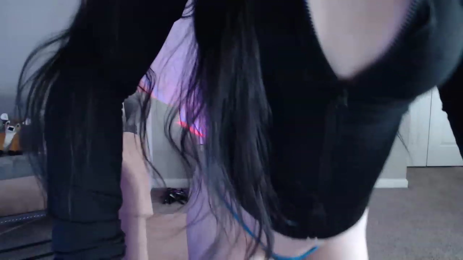 Gallery image thumbnail from Pink_Fawnnn's myfreecams stream on, 06/03/2023, 08:55 image 15 of 20