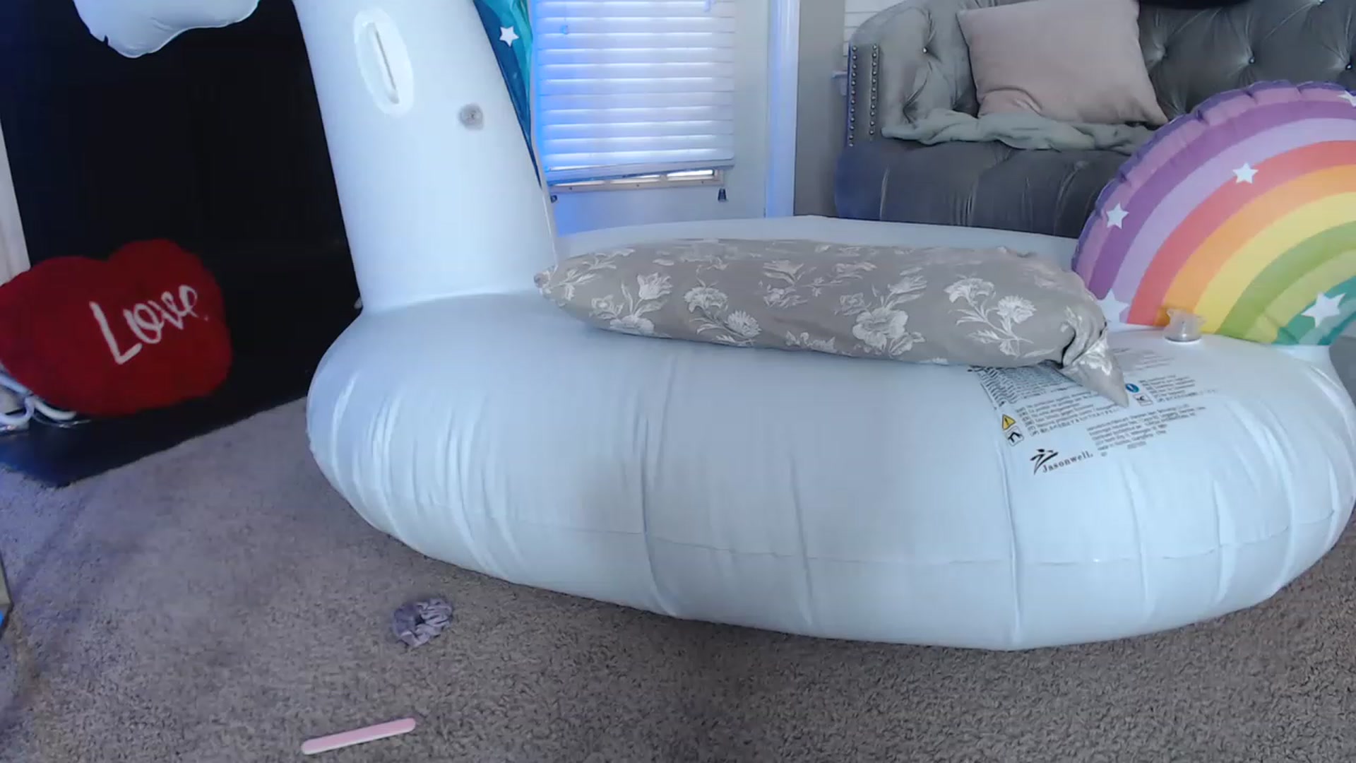 Gallery image thumbnail from Pink_Fawnnn's myfreecams stream on, 06/12/2023, 11:31 image 9 of 20