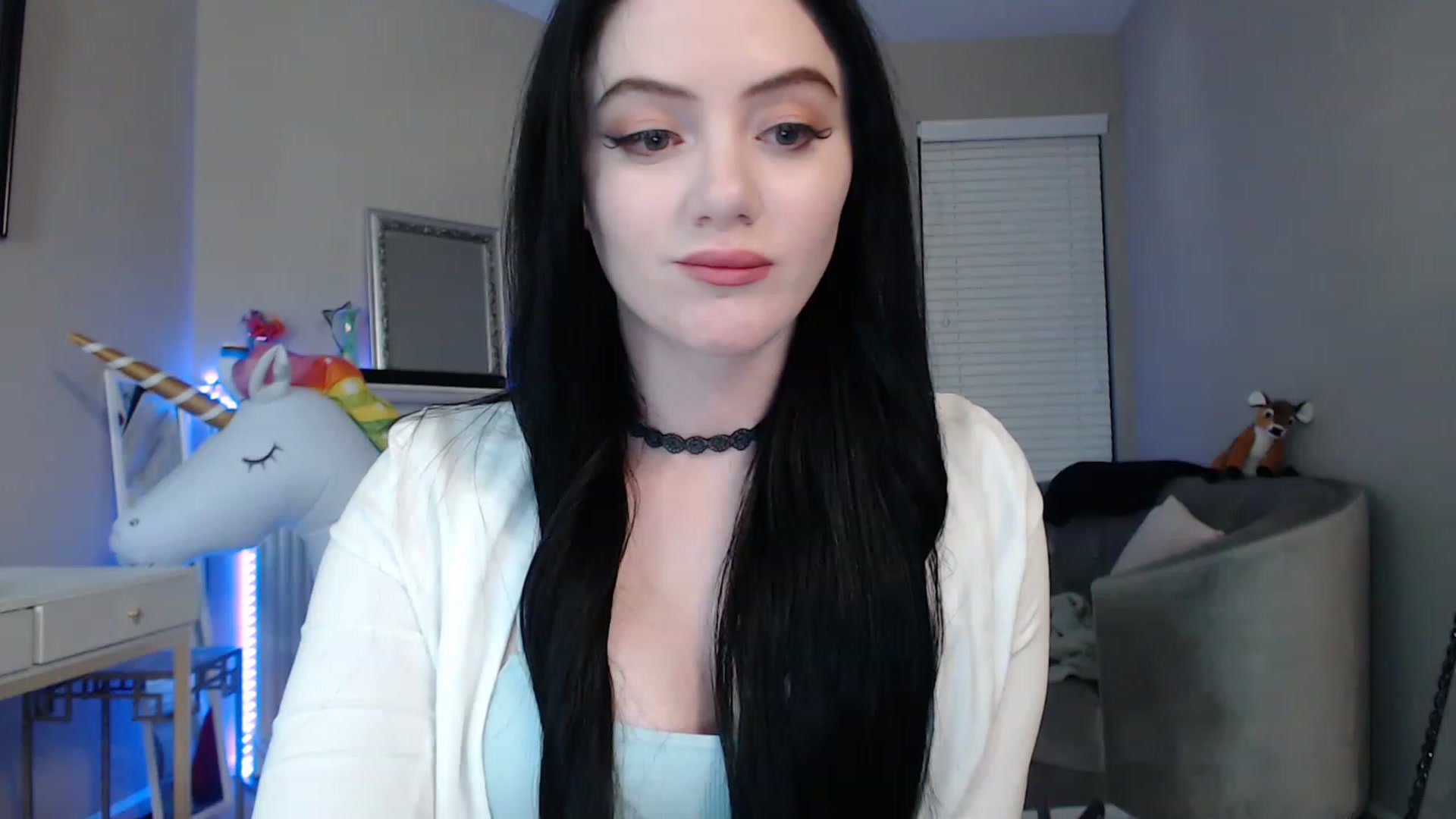 Gallery image thumbnail from Pink_Fawnnn's myfreecams stream on, 06/15/2023, 03:16 image 10 of 20