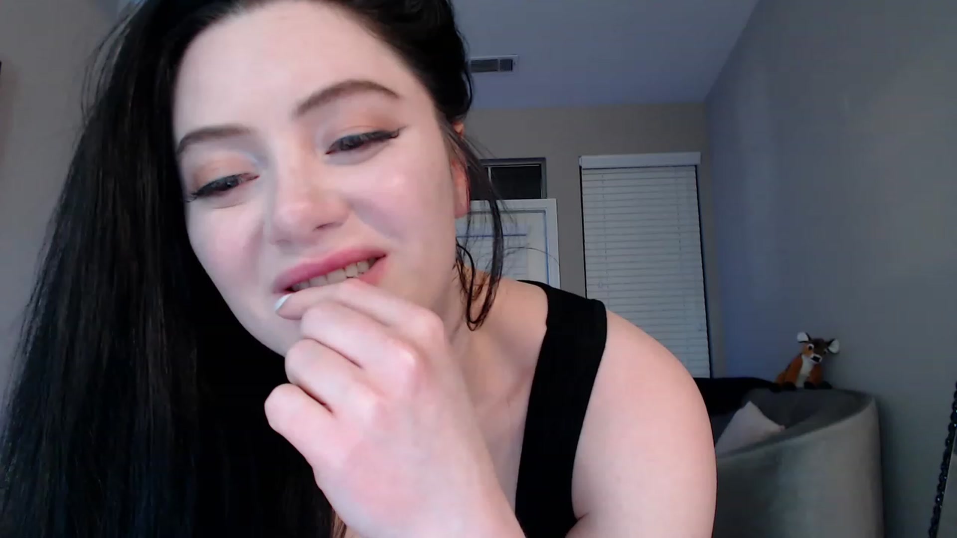 Gallery image thumbnail from Pink_Fawnnn's myfreecams stream on, 06/15/2023, 09:18 image 9 of 20