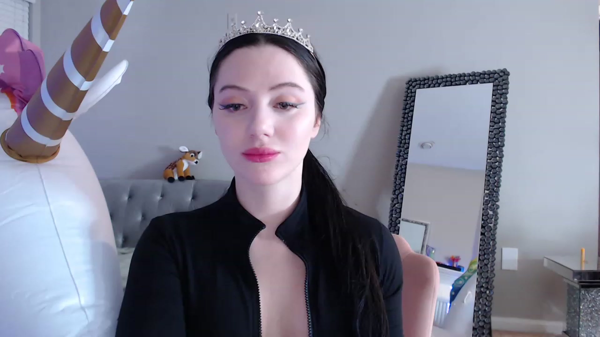 Gallery image thumbnail from Pink_Fawnnn's myfreecams stream on, 06/16/2023, 11:06 image 12 of 20